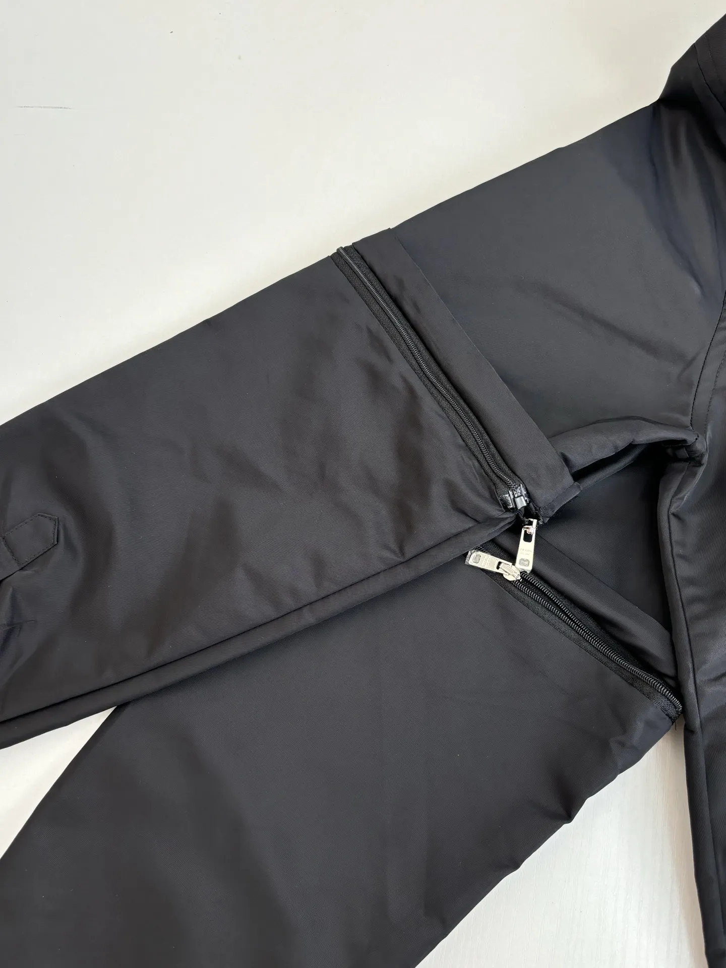 Convertible Nylon Gabardine Overshirt D34014449 — view 9