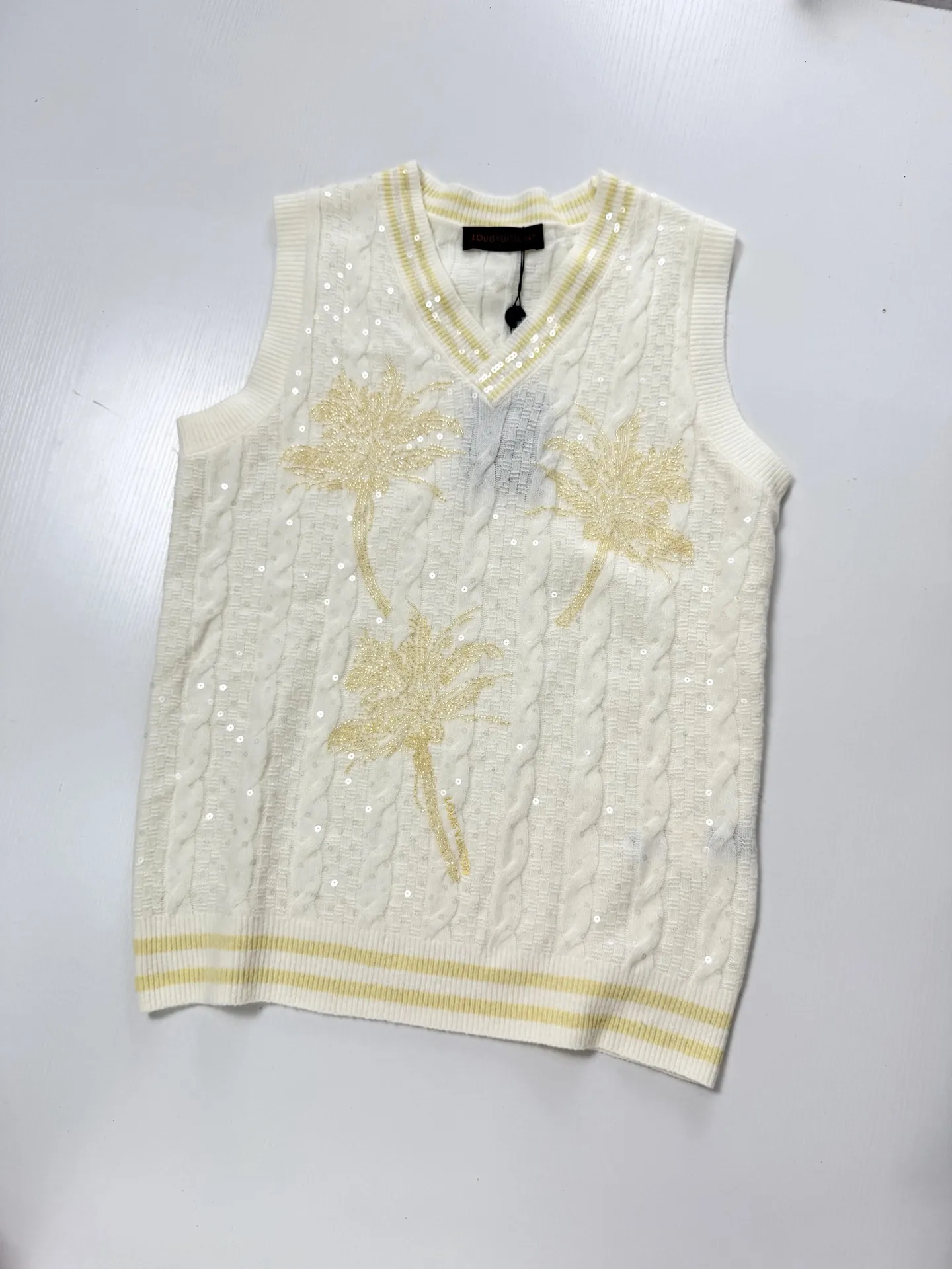 Palm Tree Beaded Cable-Knit Vest D34520666 — view 3