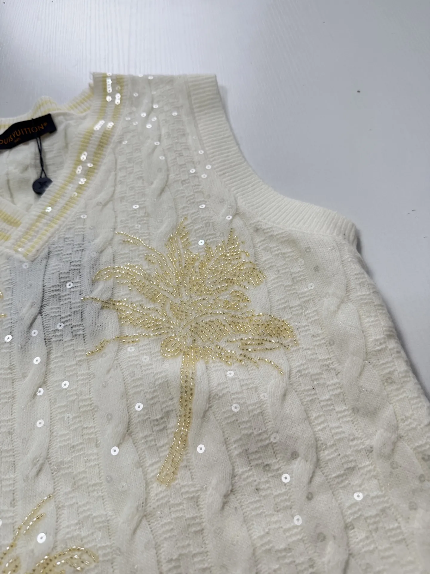 Palm Tree Beaded Cable-Knit Vest D34520666 — view 5