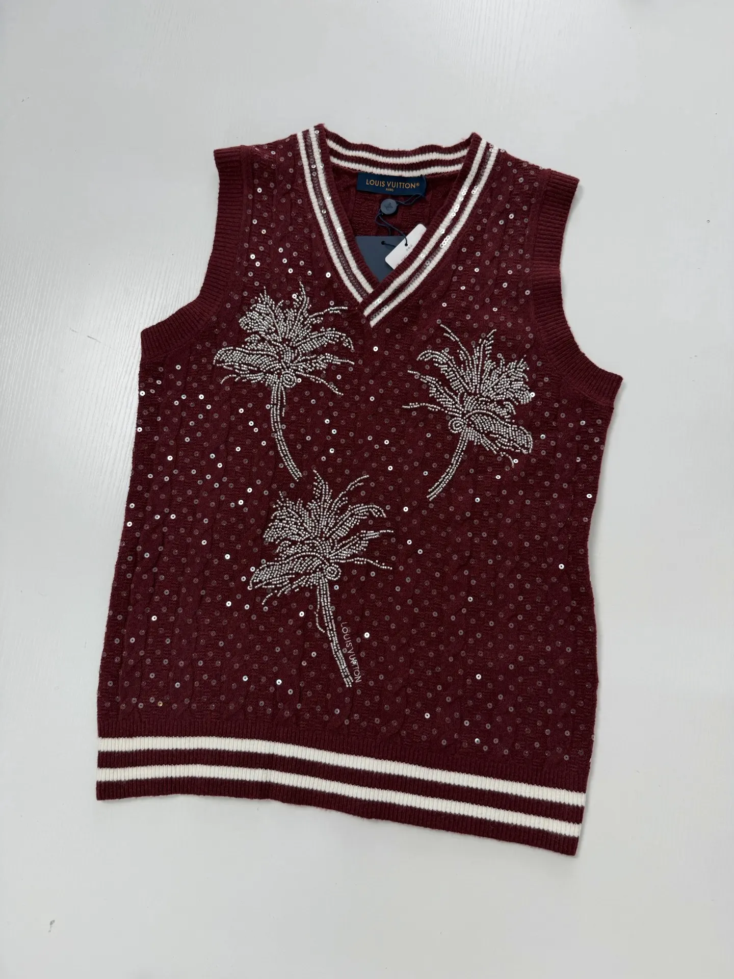 Palm Tree Beaded Cable-Knit Vest D34520667 — view 3