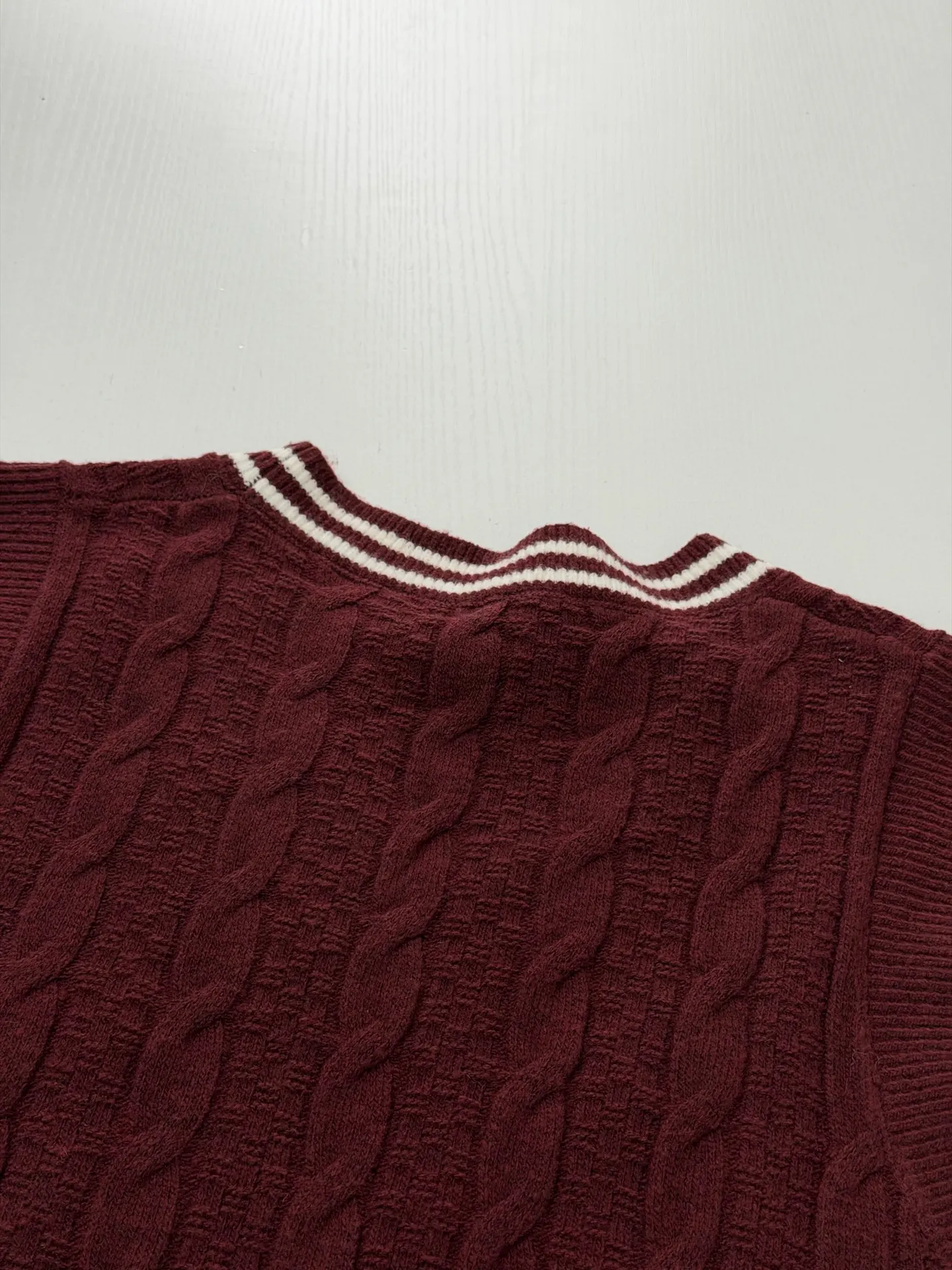 Palm Tree Beaded Cable-Knit Vest D34520667 — view 9