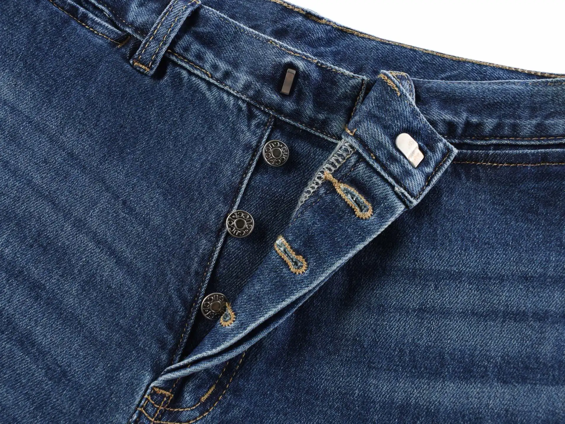 Webbing-Trimmed Straight-Leg Jeans D35021147 — view 4