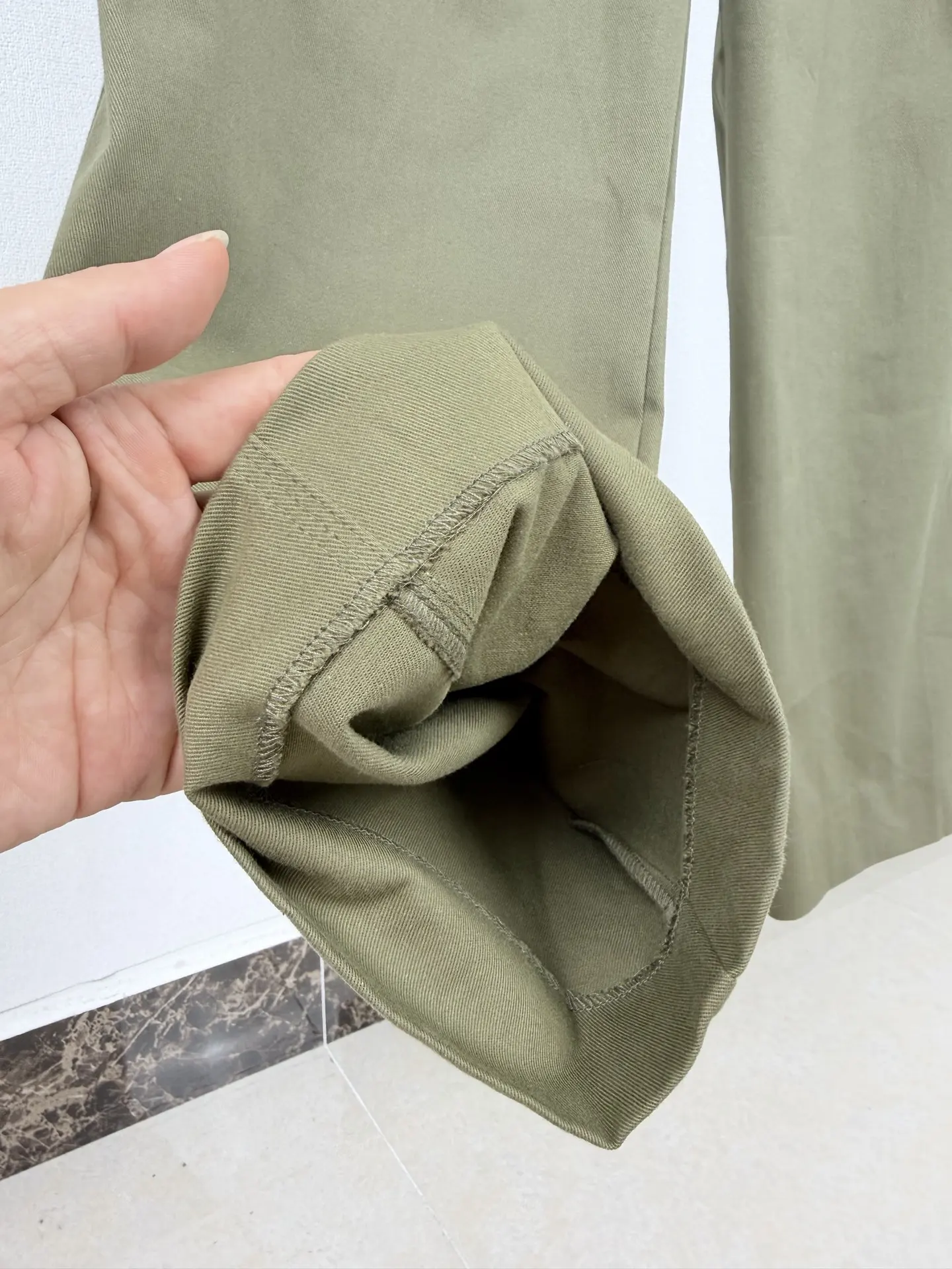 Embroidered Logo Cotton-Blend Cargo Trousers D35020000 — view 10