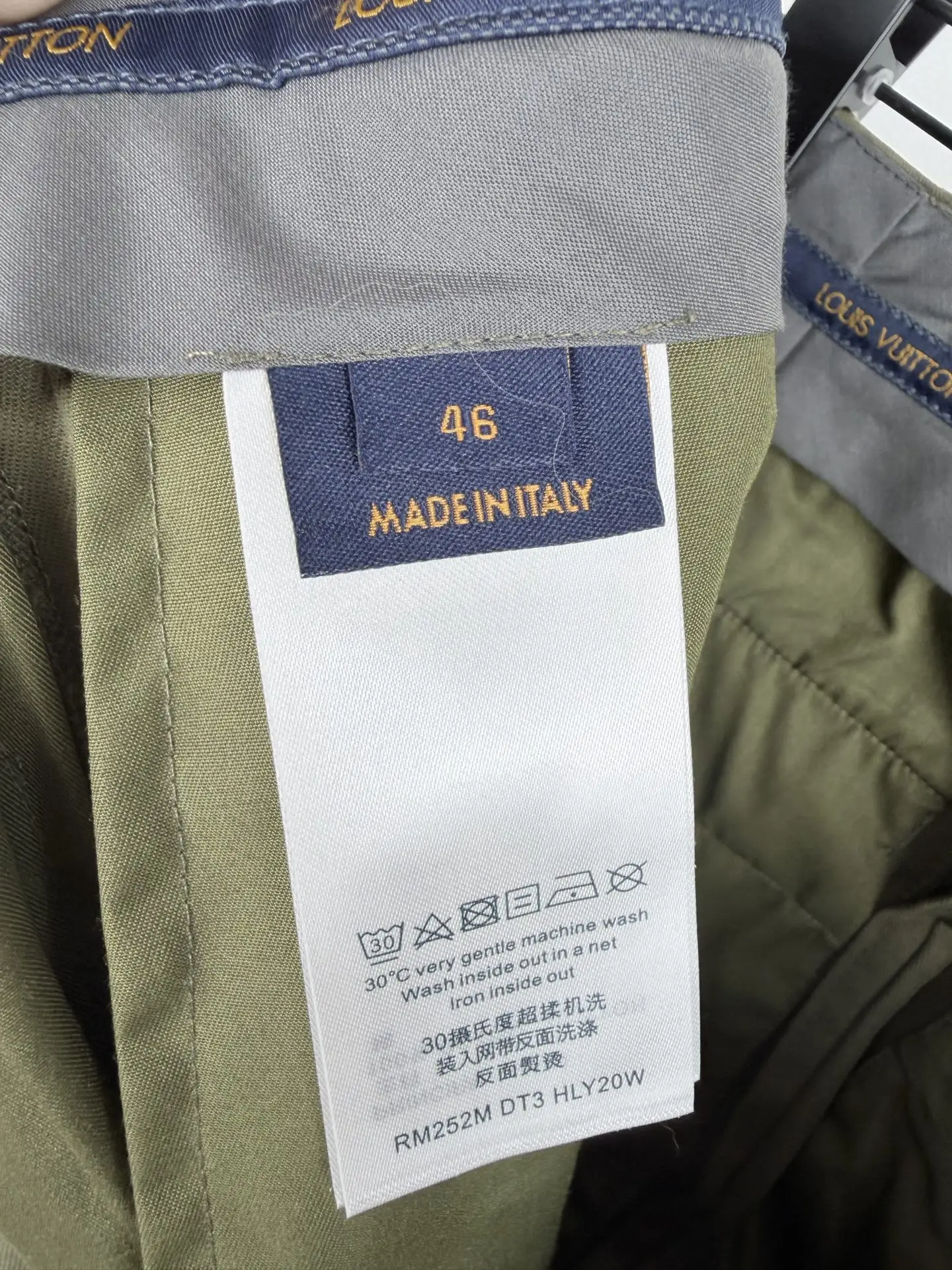 Embroidered Logo Cotton-Blend Cargo Trousers D35020000 — view 14