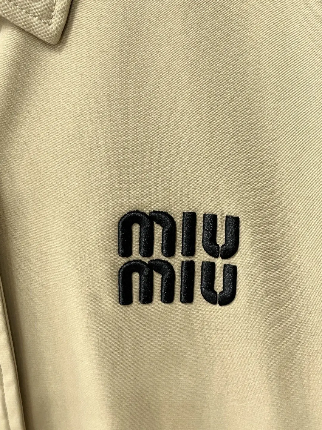 Embroidered Logo Button-Up Jacket D35014749 — view 4