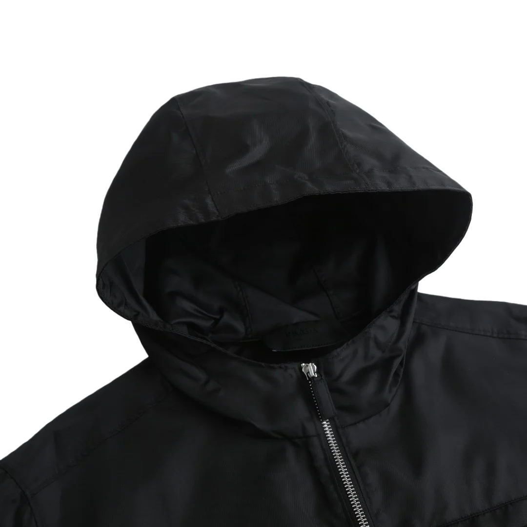 Re-Nylon Hooded Jacket with Enamel Triangle Logo D35013778 — view 4