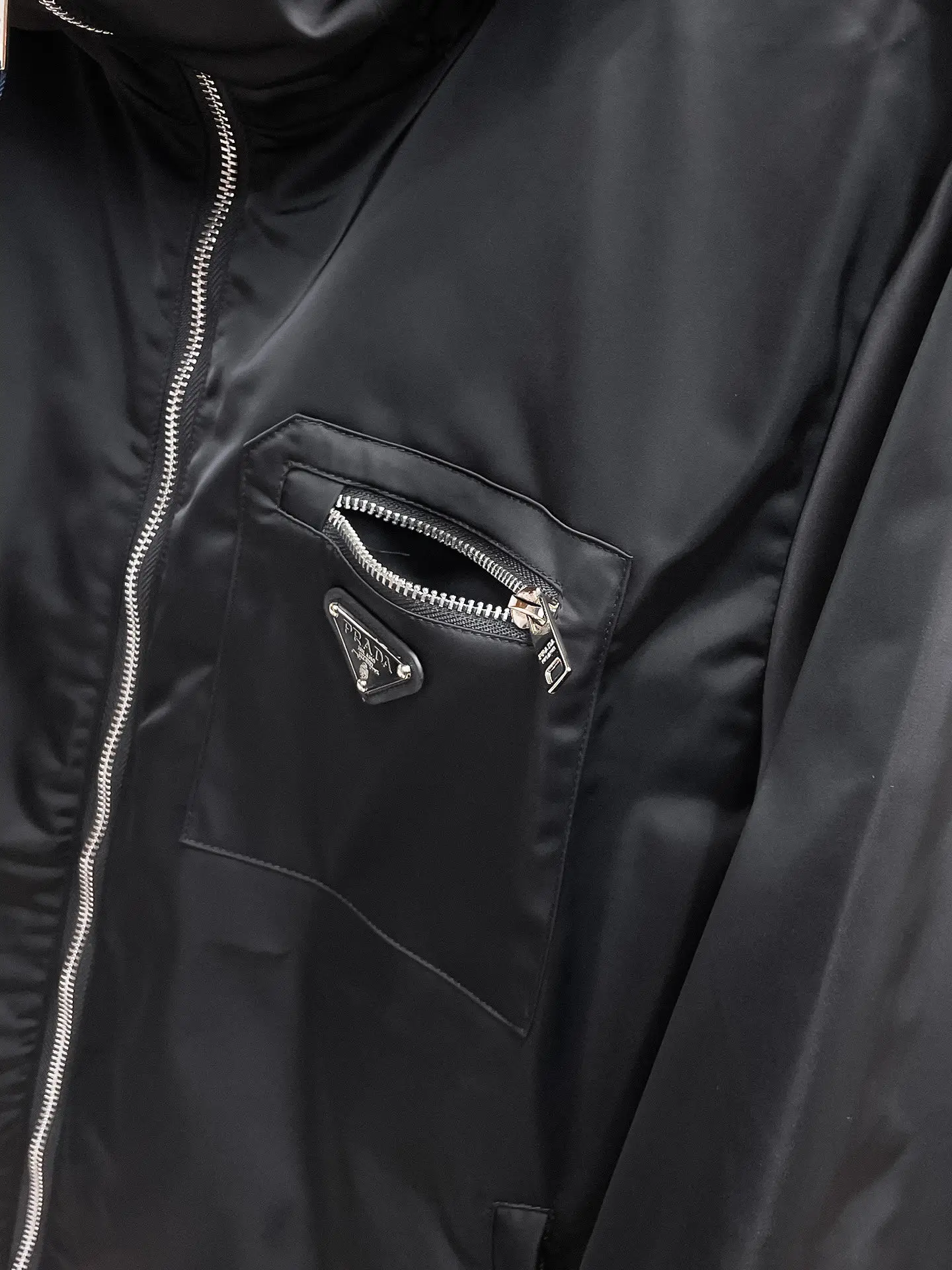 Logo-Appliquéd Hooded Shell Jacket D36014677 — view 5