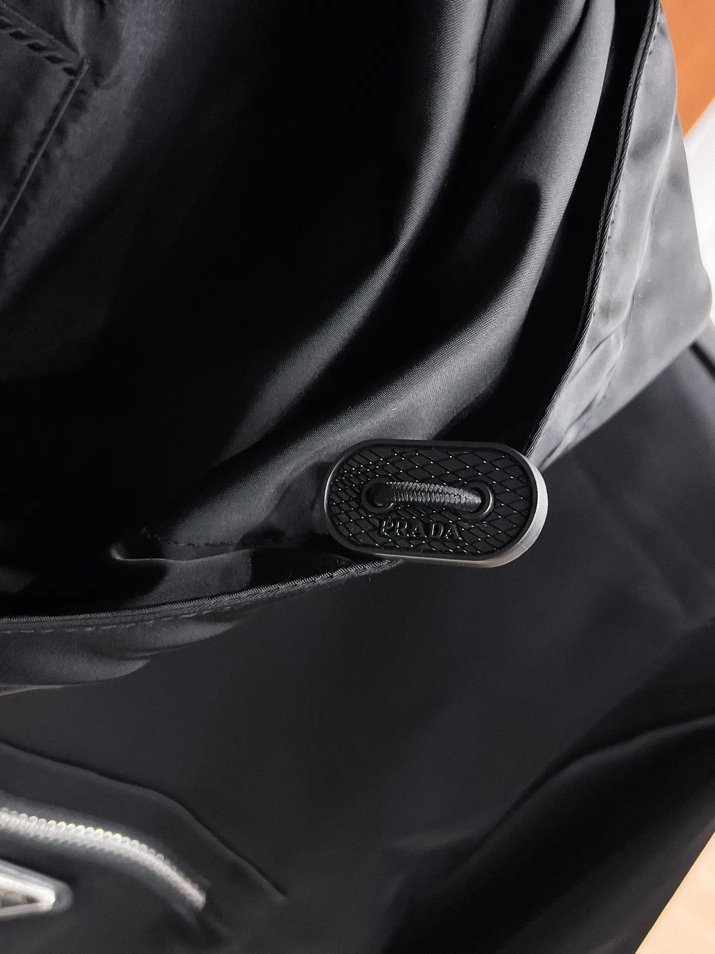 Logo-Appliquéd Hooded Shell Jacket D36014677 — view 8