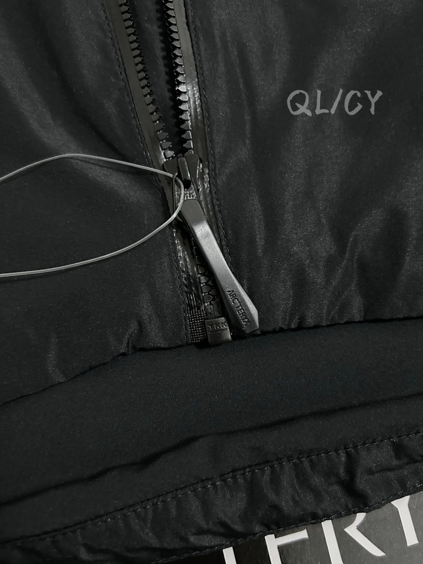 Solano GORE-TEX Insulated Hooded Jacket D36019567 — view 7