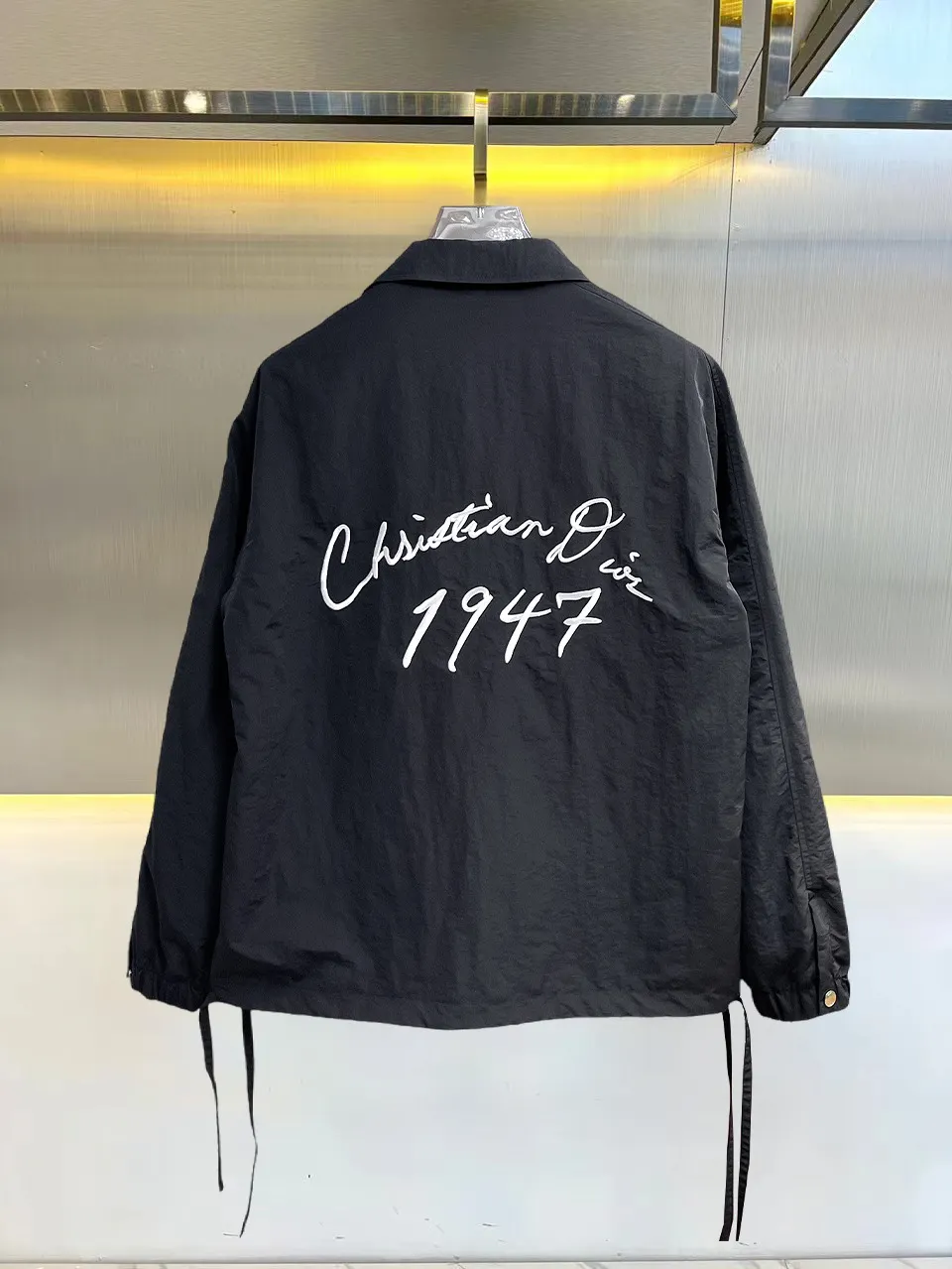 Logo-Embroidered Technical Coach Jacket D36014669 — view 2