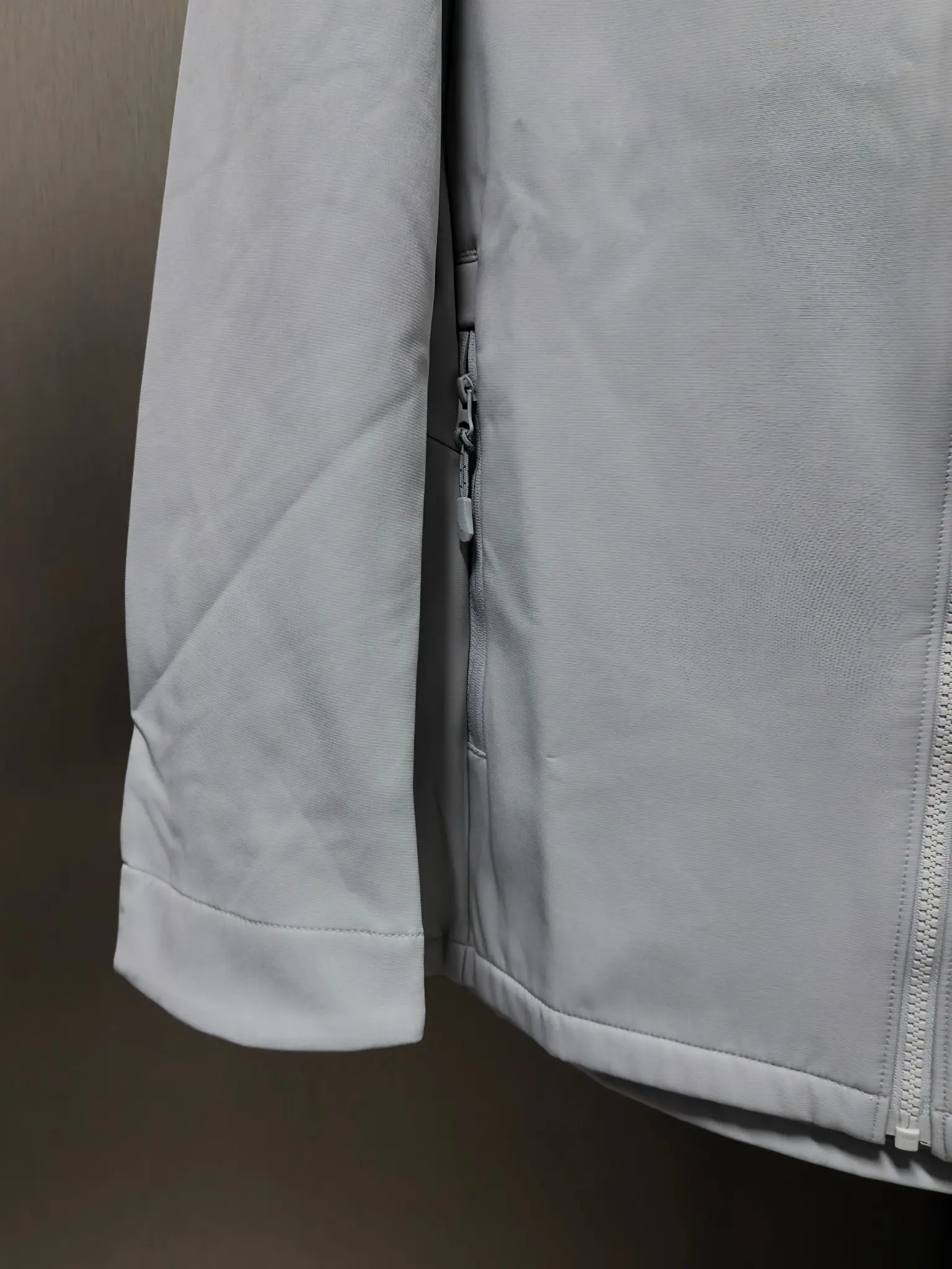Hooded Softshell Performance Jacket D37020800 — view 5