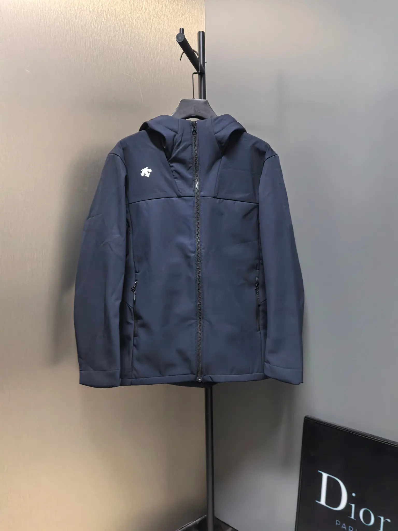 Hooded Softshell Performance Jacket D37020801