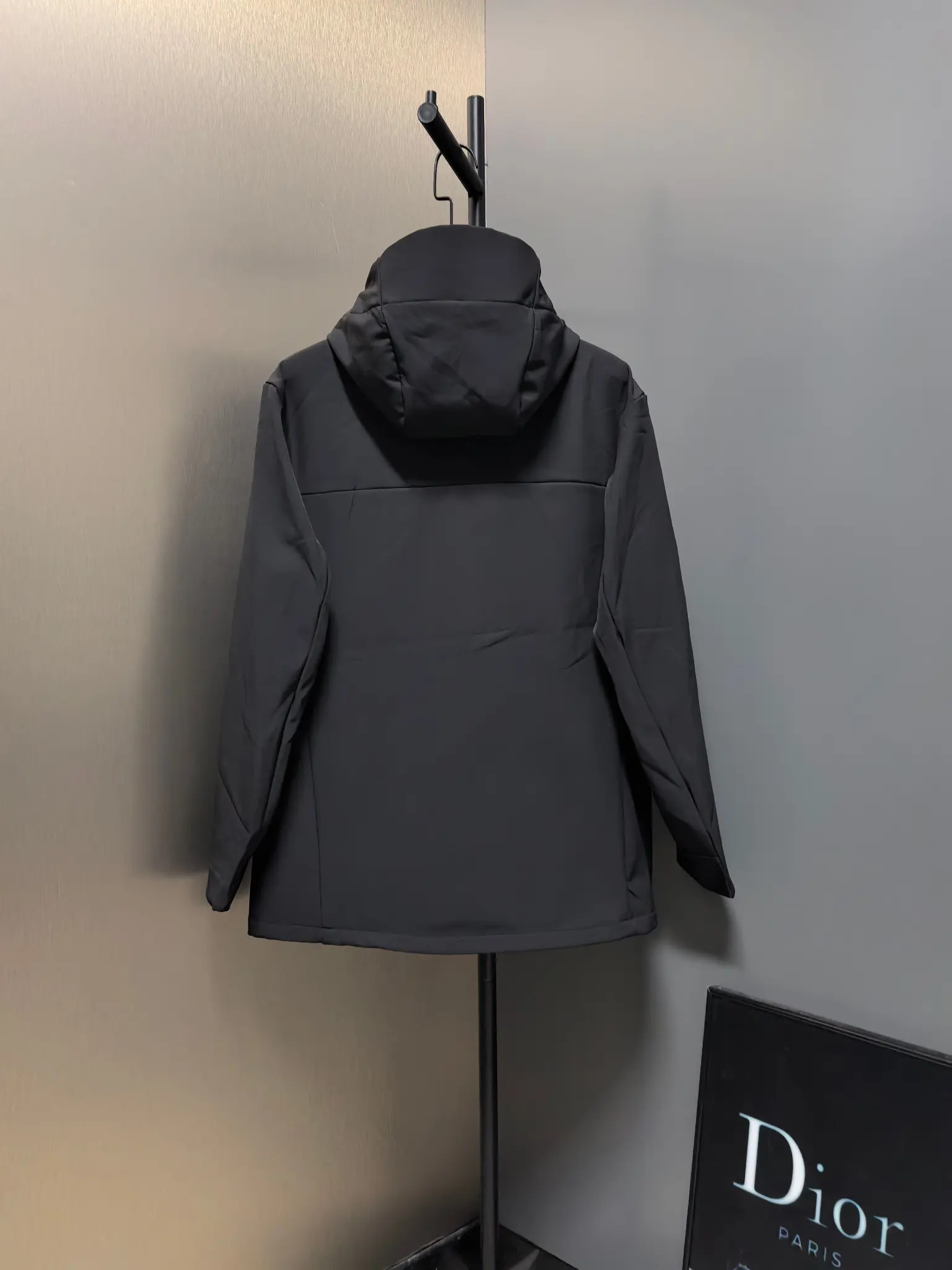Men's Hooded Softshell Performance Jacket D37020802 — view 7