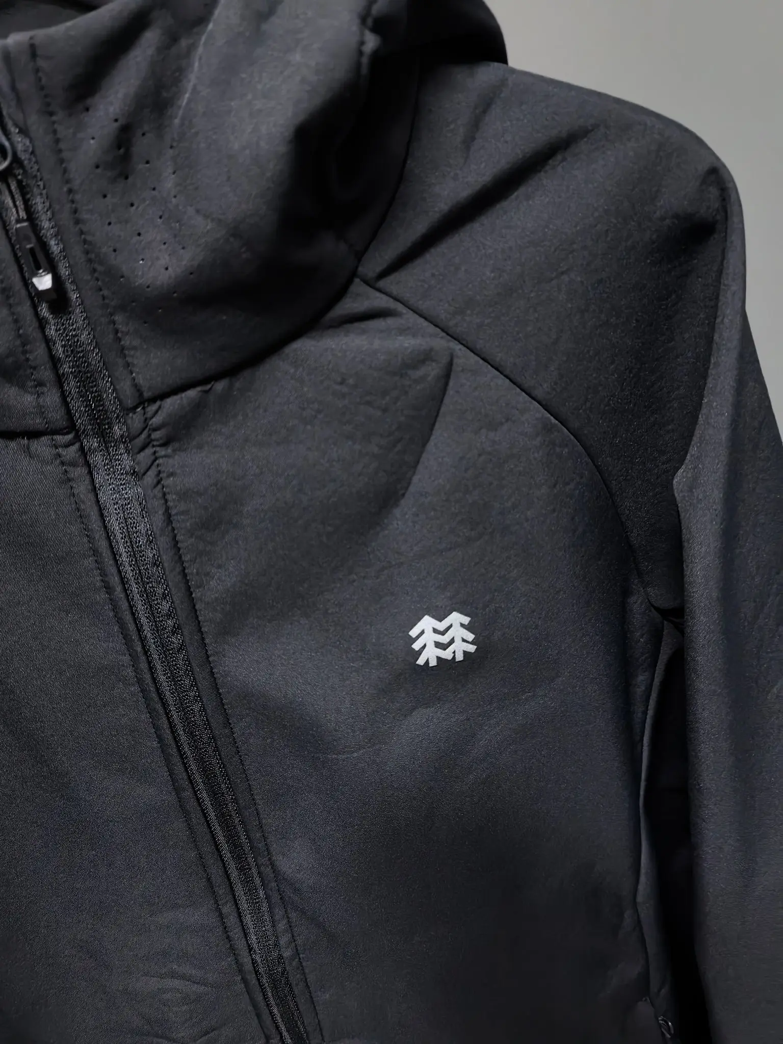 Hooded Softshell Performance Jacket D37020794 — view 4