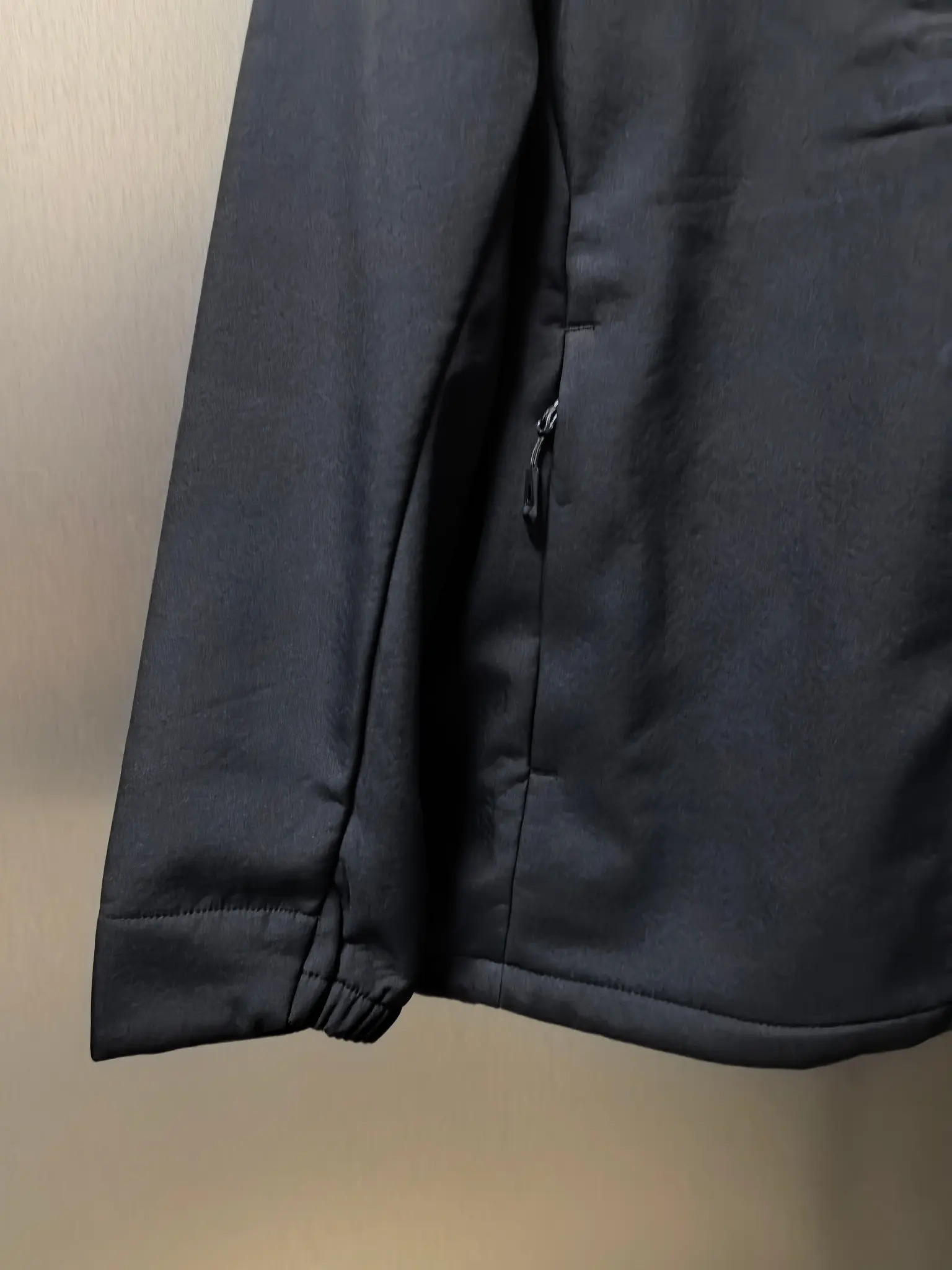 Hooded Softshell Performance Jacket D37020794 — view 5