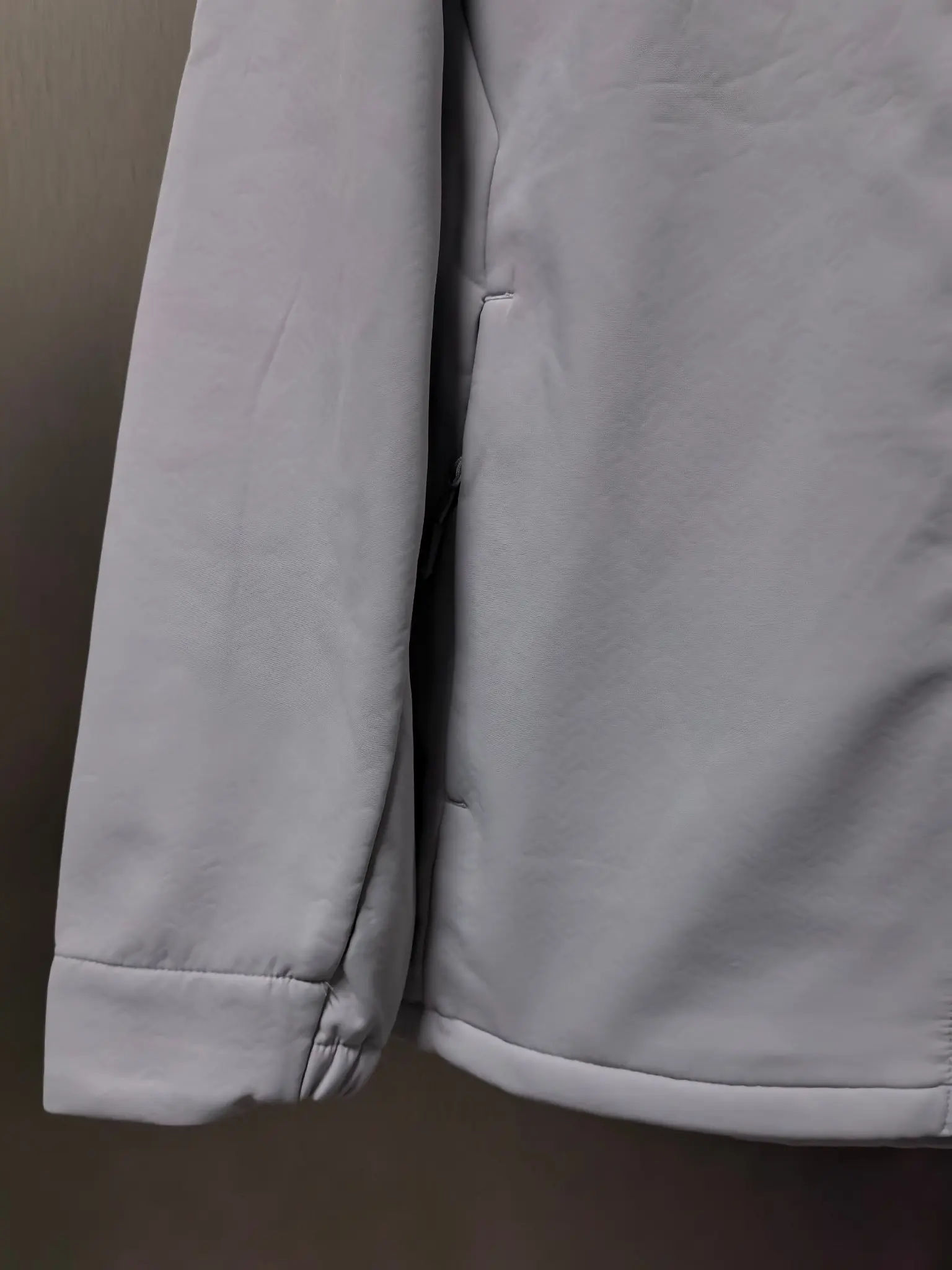 Men's Hooded Softshell Performance Jacket D37020795 — view 5