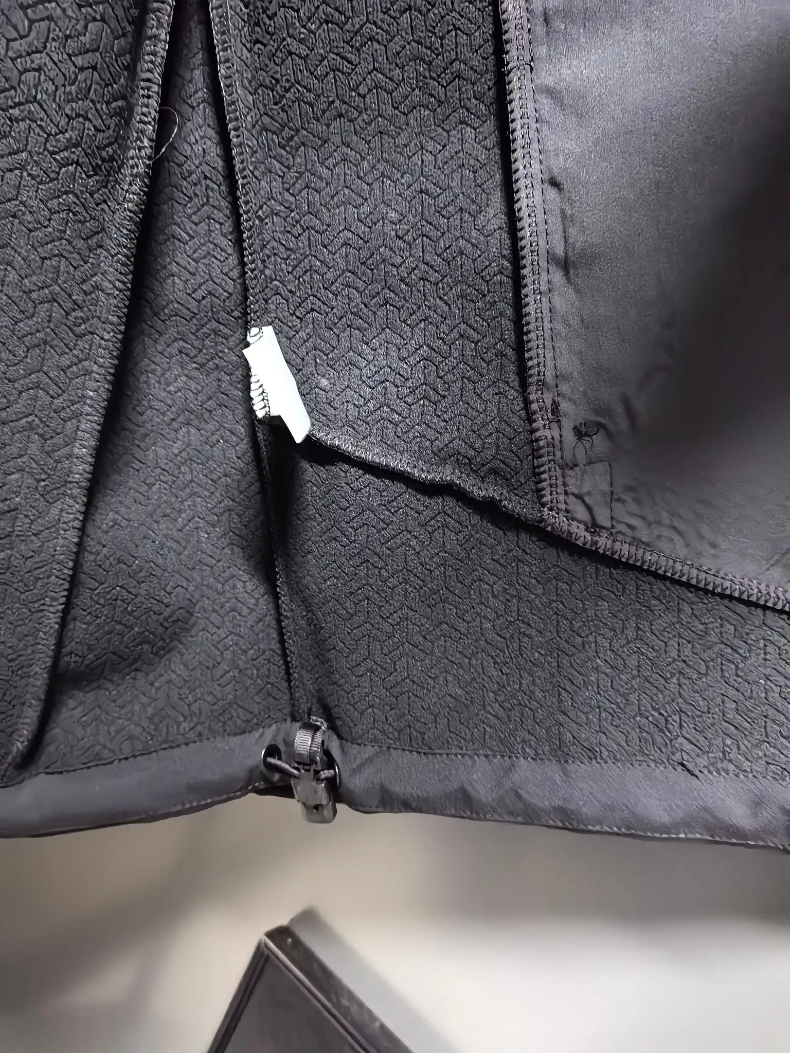 Hooded Softshell Performance Jacket D37020797 — view 9