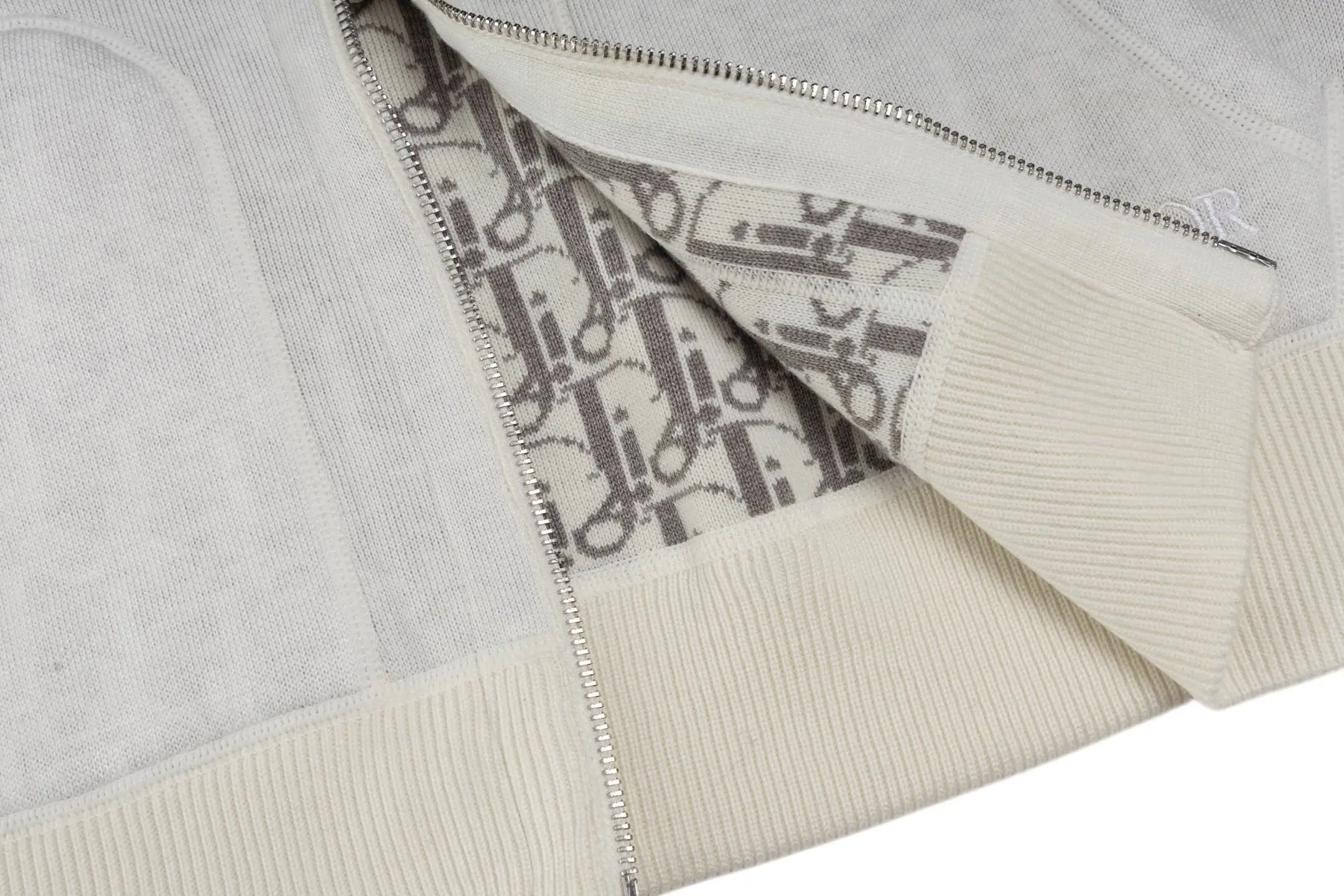Reversible Oblique Jacquard Cashmere-Blend Hoodie D37021211 — view 9