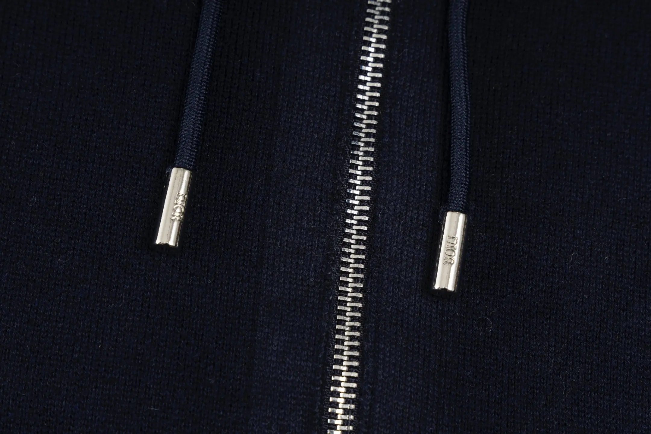 Reversible Oblique Cashmere-Blend Zip-Up Hoodie D37021212 — view 5