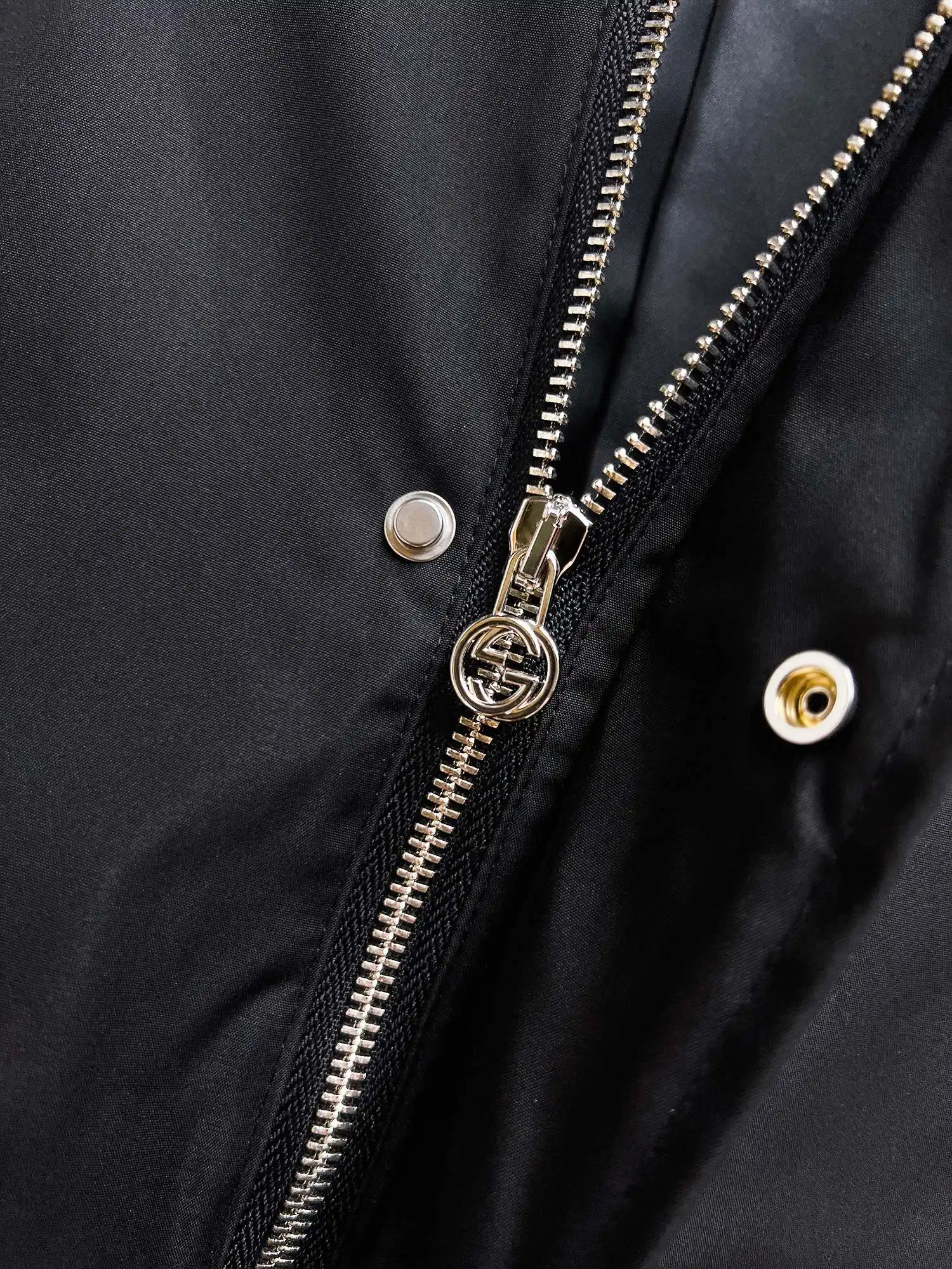 Web-Stripe Hooded Shell Jacket D38014719 — view 5