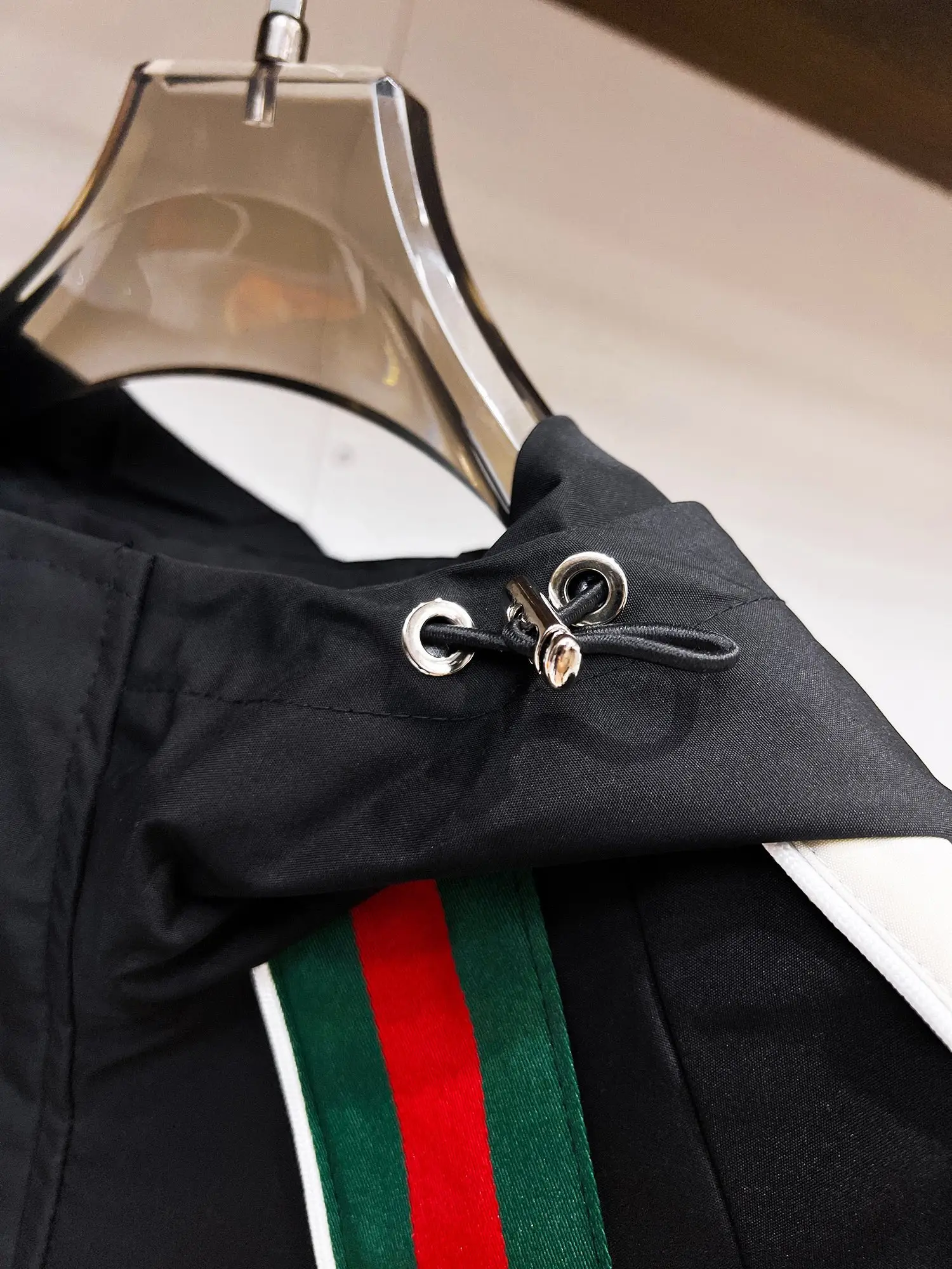 Web-Stripe Hooded Shell Jacket D38014719 — view 7