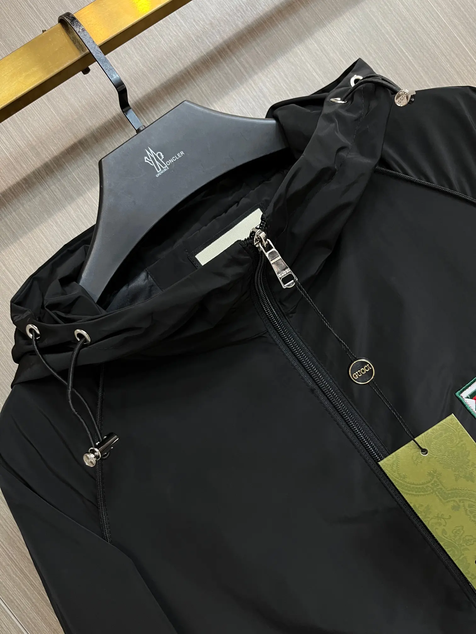 Logo-Patch Hooded Windbreaker Jacket D38014366 — view 3