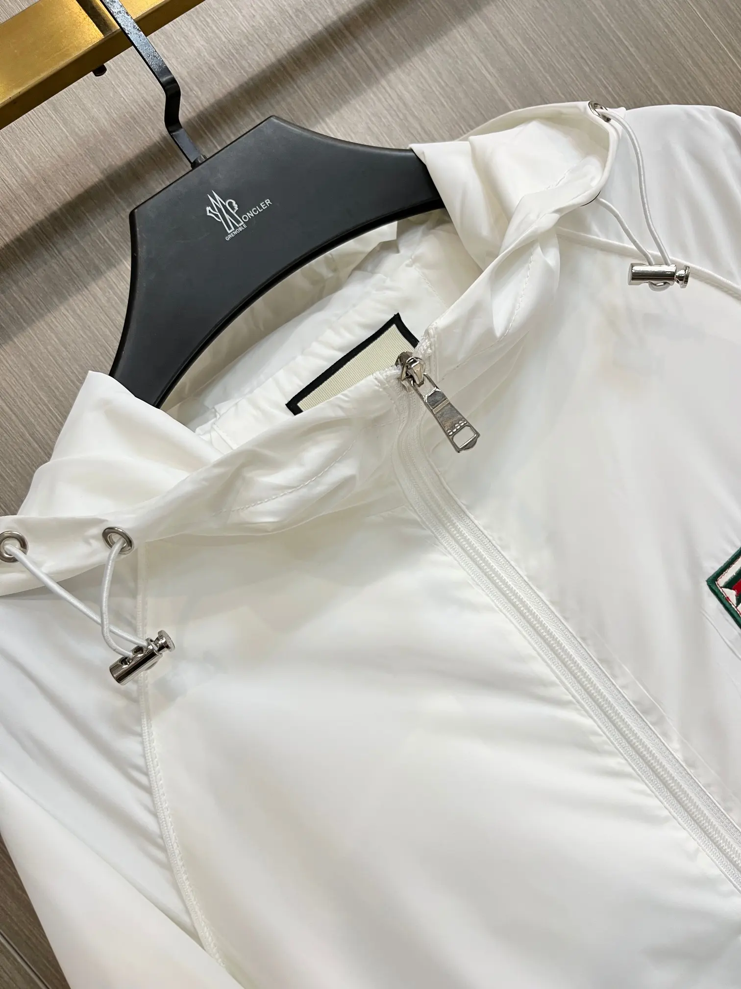 Logo-Patch Hooded Windbreaker Jacket D38014367 — view 3