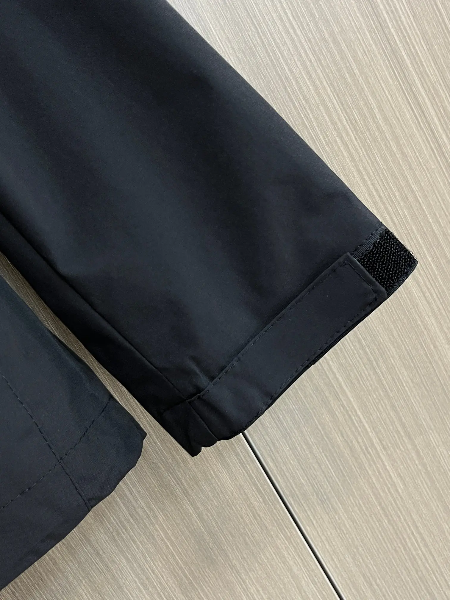 Hooded Lightweight Performance Shell Jacket D38014382 — view 8