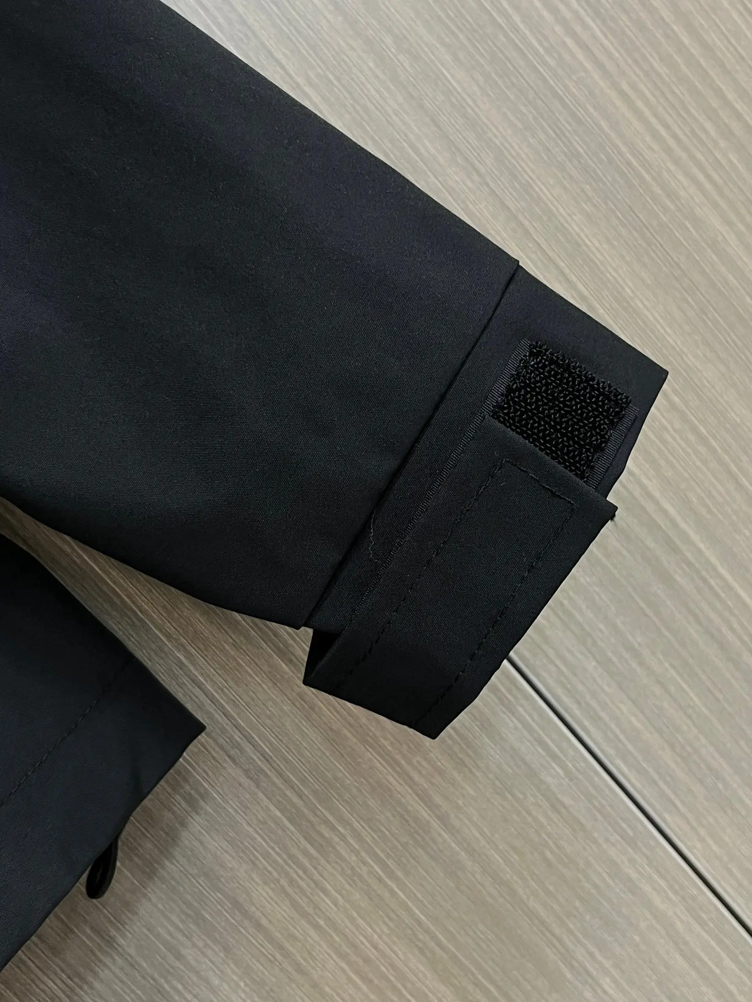 Hooded Technical Shell Jacket D38014316 — view 9
