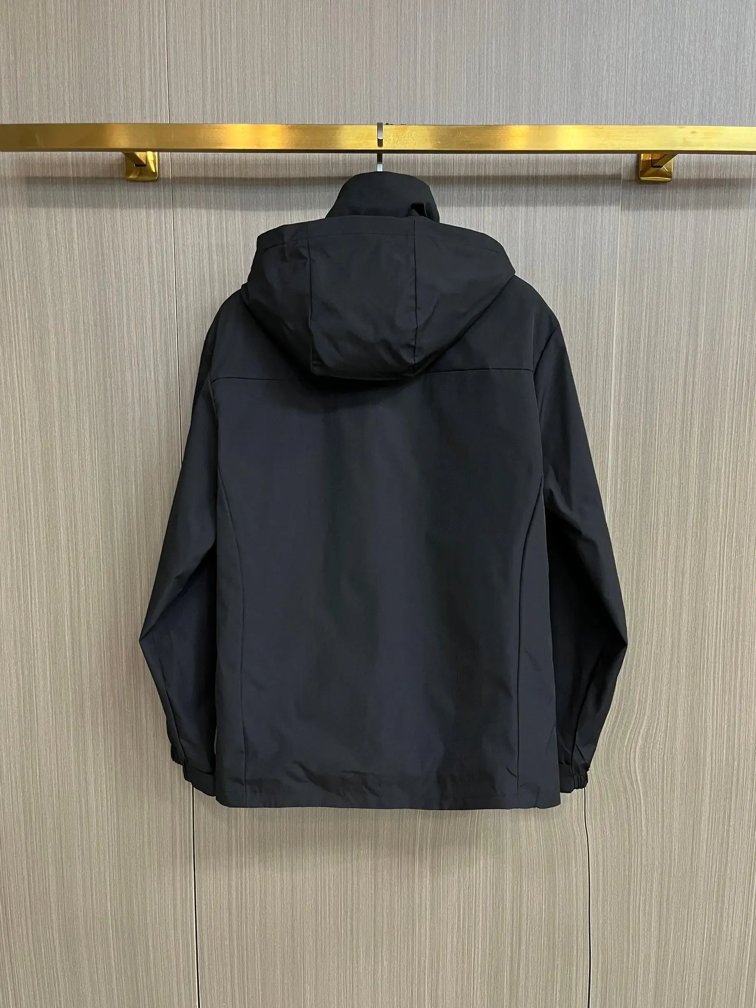Arc'teryx Hooded Technical Shell Jacket D38014314 — view 2