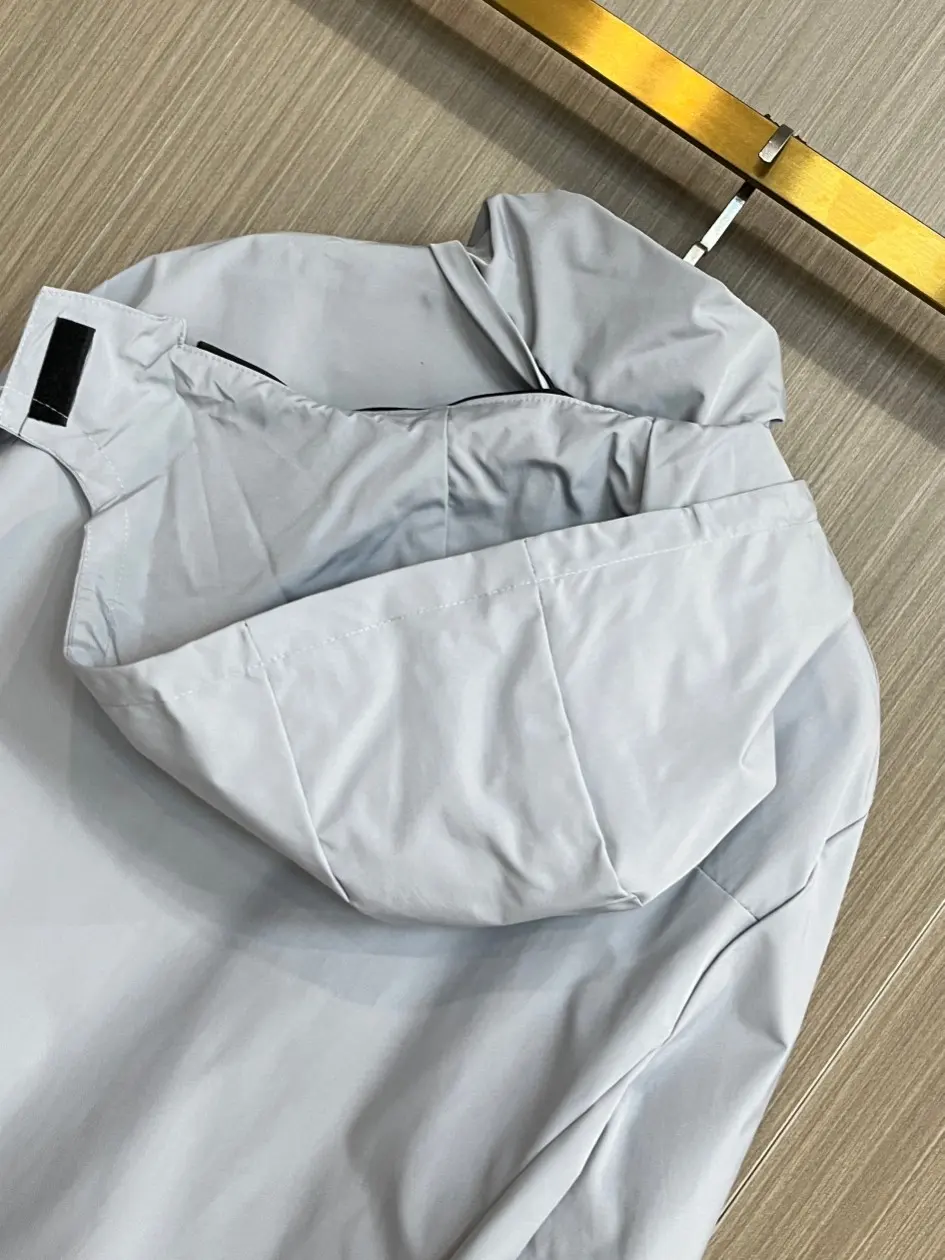 Hooded Technical Shell Jacket D38014297 — view 4