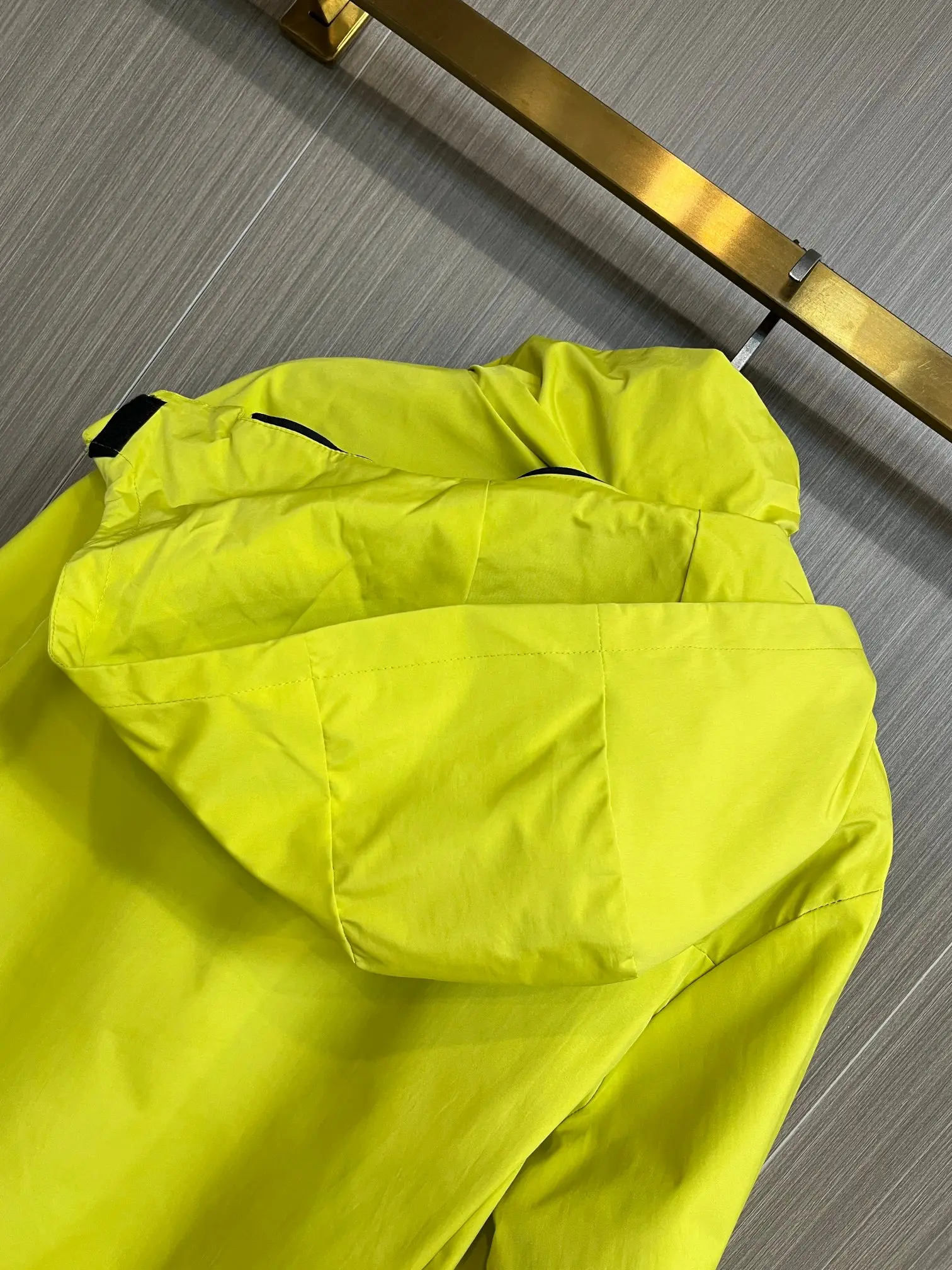 Hooded Technical Shell Jacket D38014313 — view 4