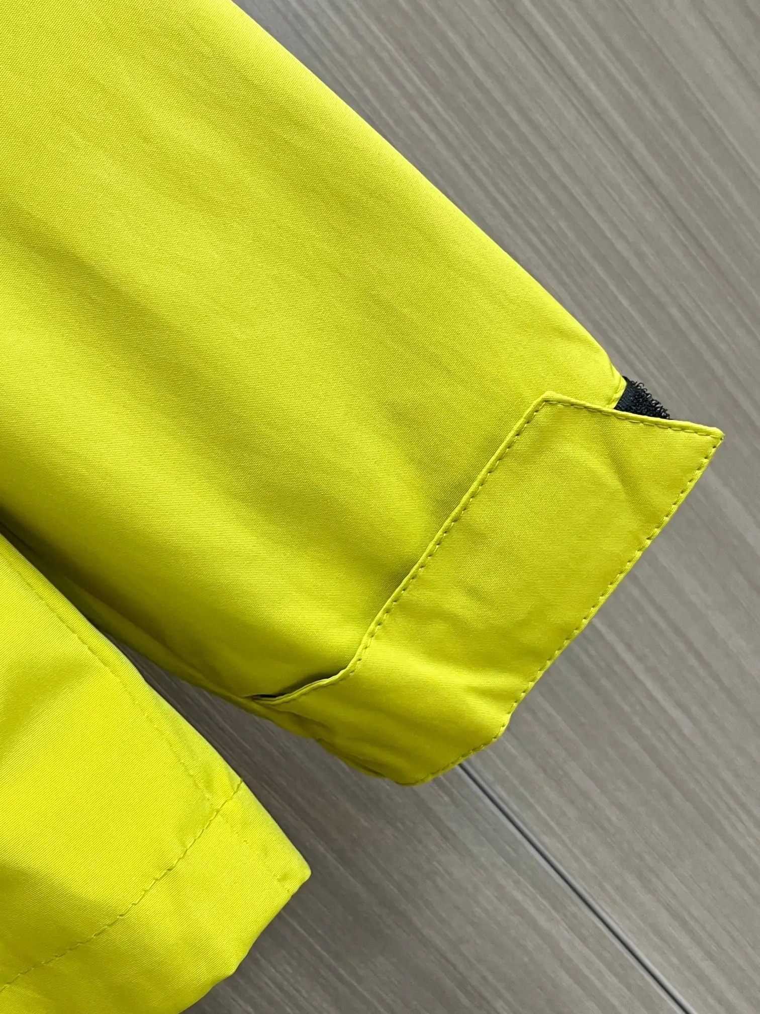 Hooded Technical Shell Jacket D38014313 — view 9