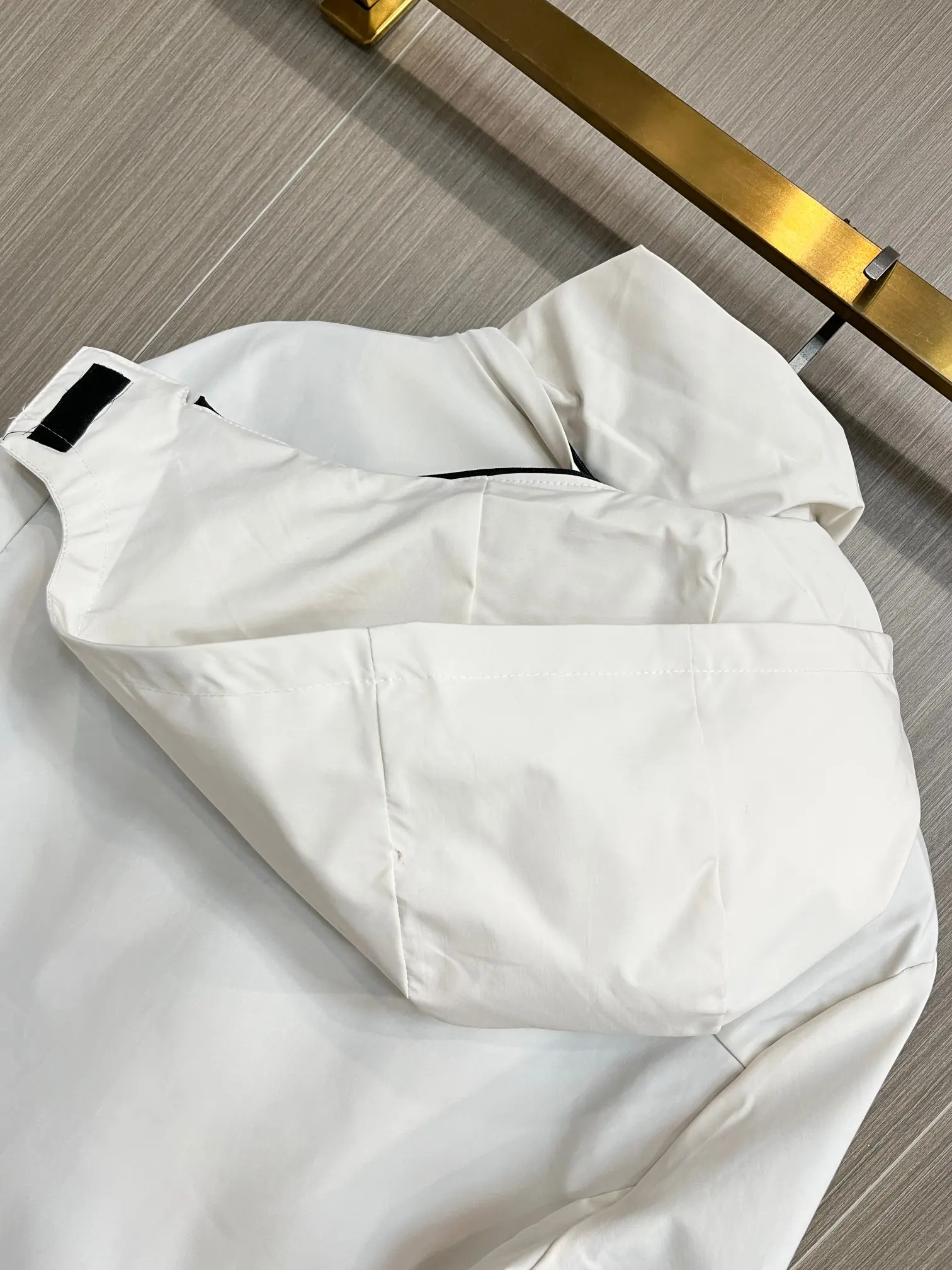 Hooded Technical Shell Jacket D38014309 — view 4