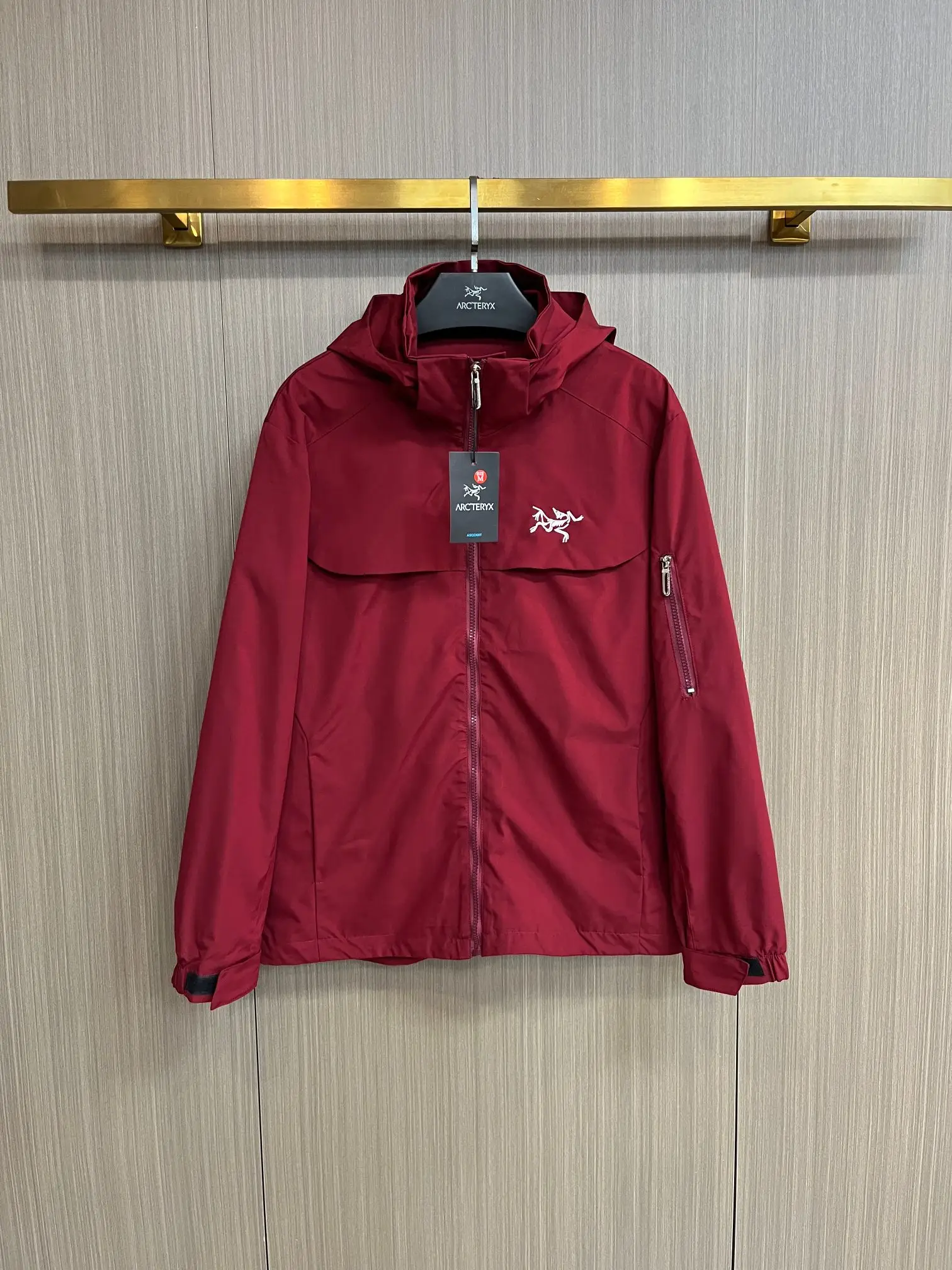 Arc'teryx Hooded Performance Shell Jacket D38014317