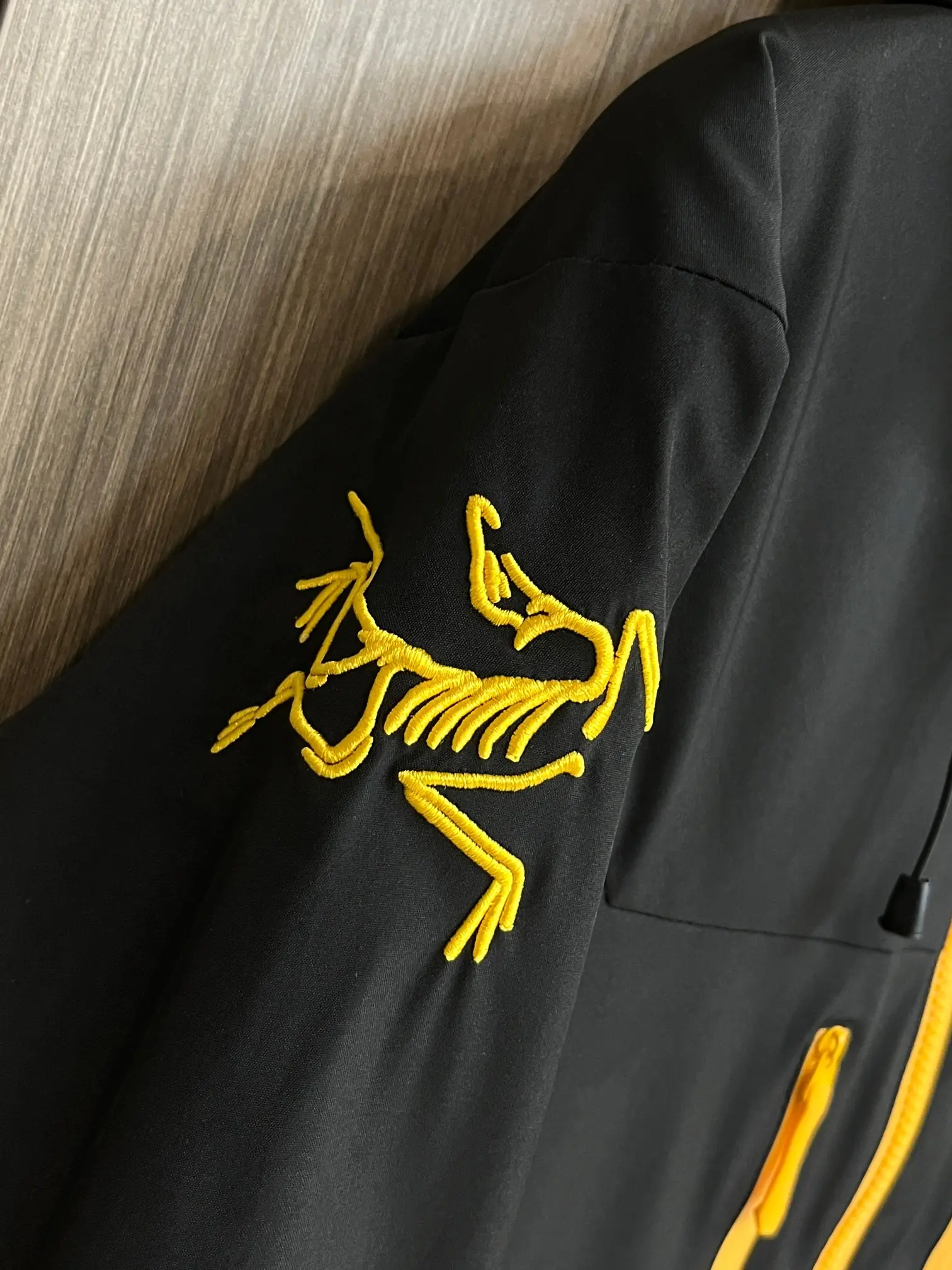 Arc'teryx Hooded Shell Jacket with Contrast Zips D38014362 — view 5