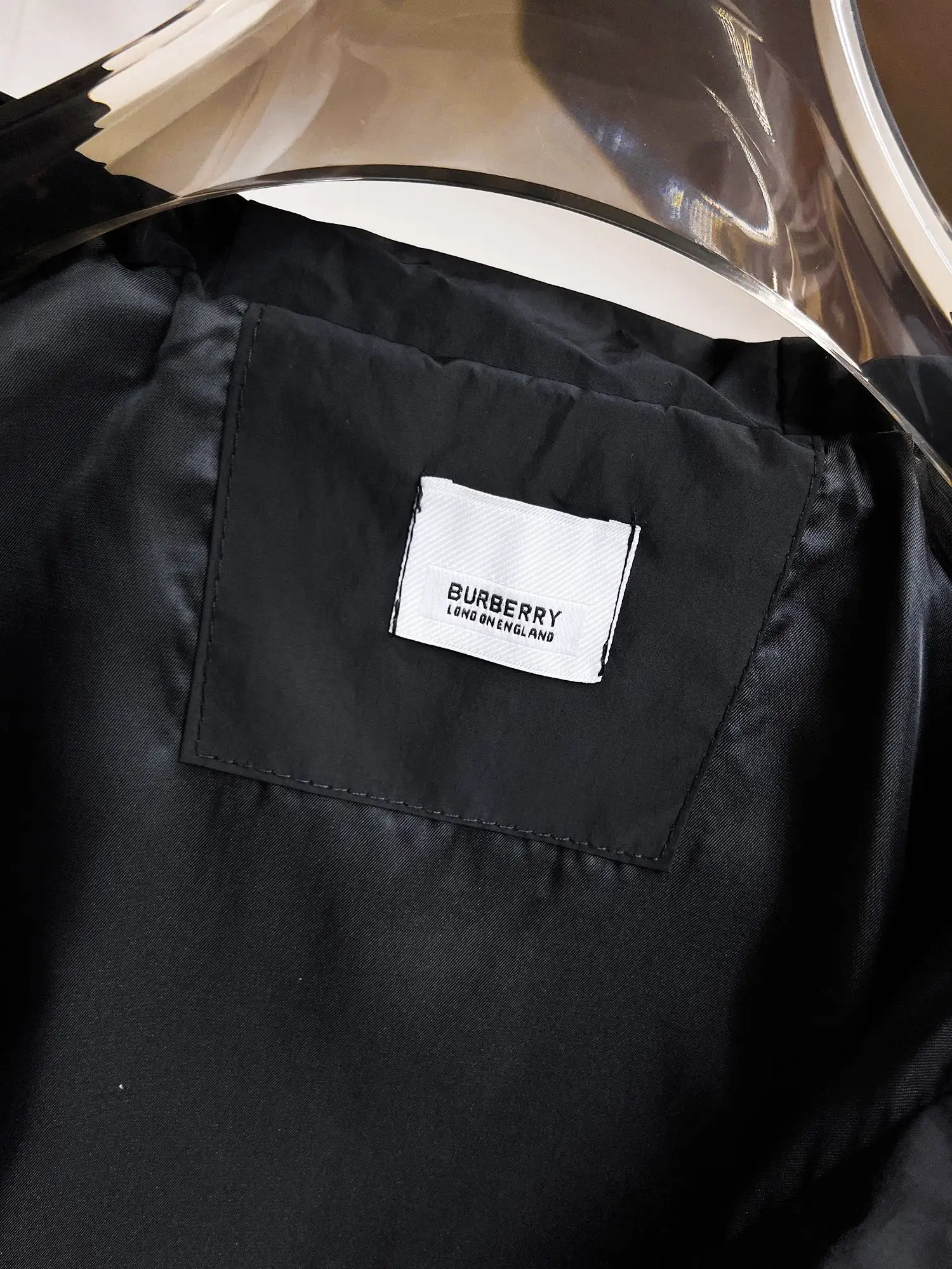 Check-Pocket Hooded Shell Jacket D38014704 — view 8