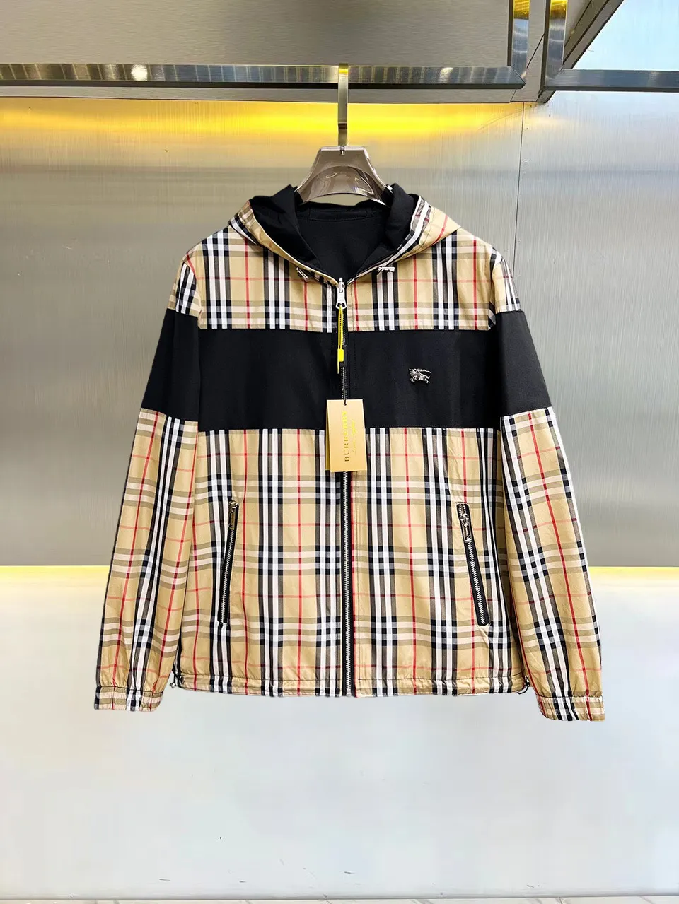 Check Print Hooded Windbreaker Jacket D38014717