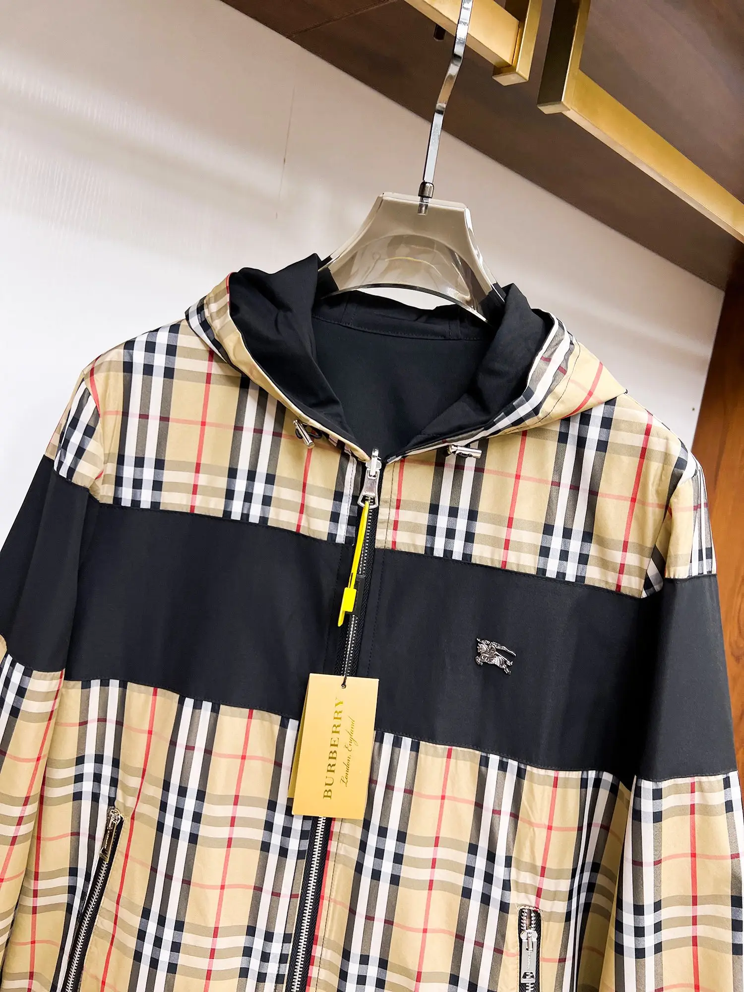 Check Print Hooded Windbreaker Jacket D38014717 — view 5