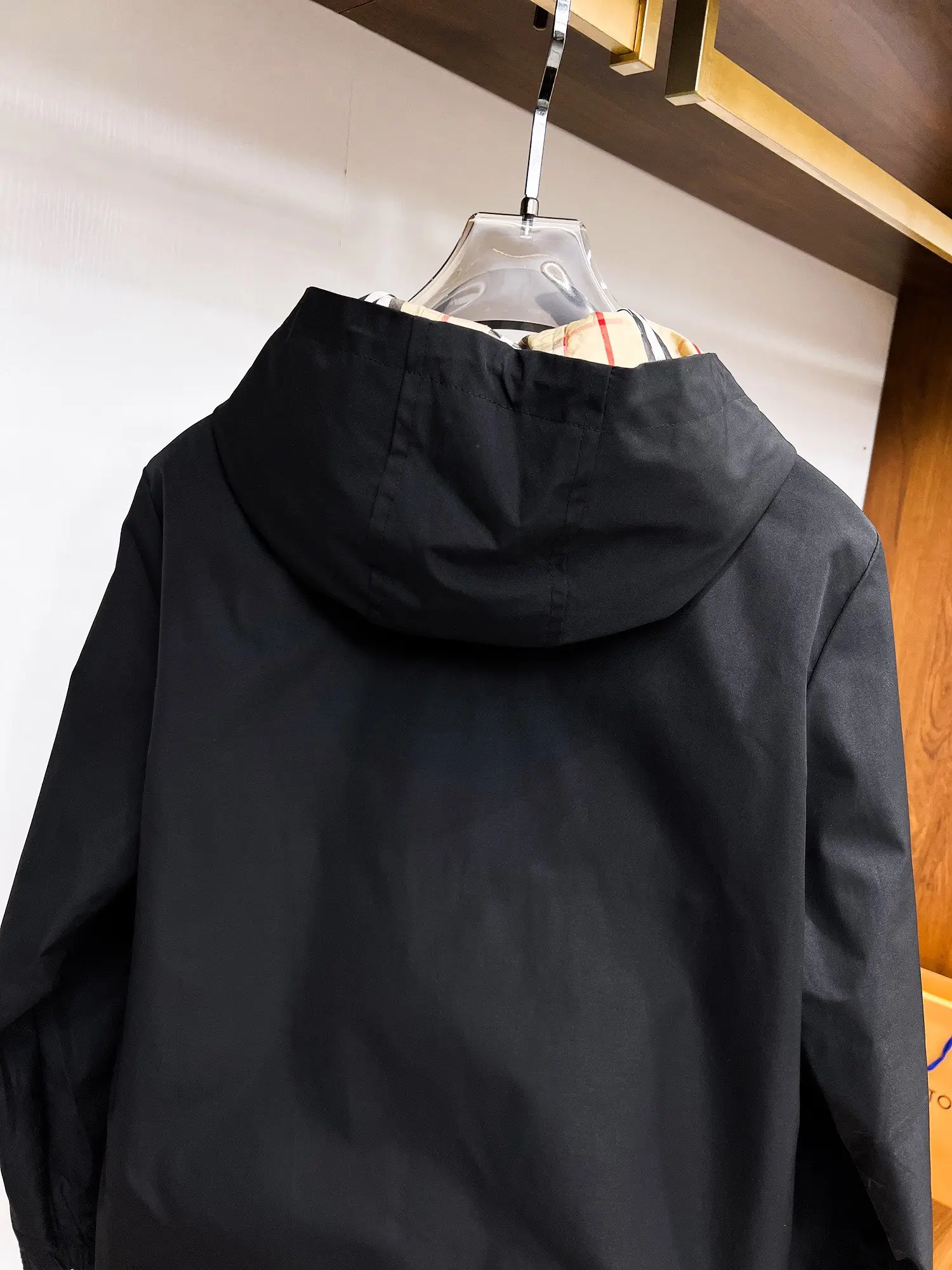Check Print Hooded Windbreaker Jacket D38014717 — view 15