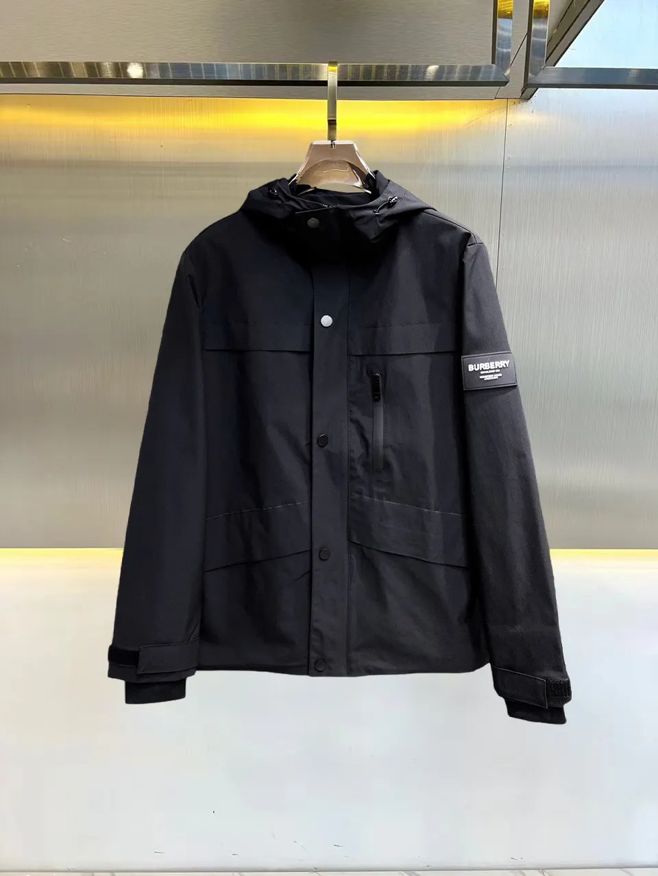 Logo-Patch Hooded Field Jacket D38014693