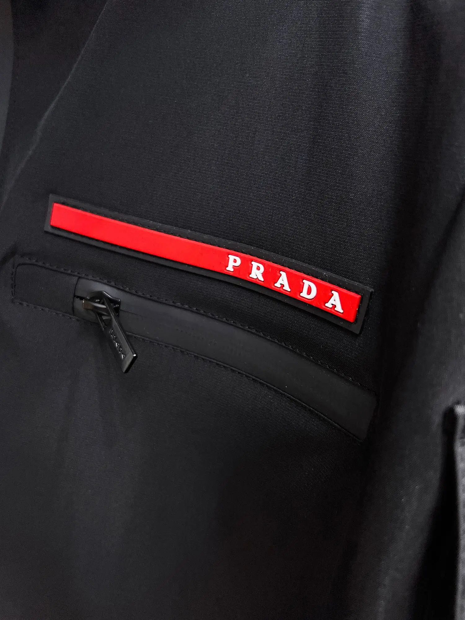 Hooded Technical Fabric Utility Jacket D38014698 — view 5