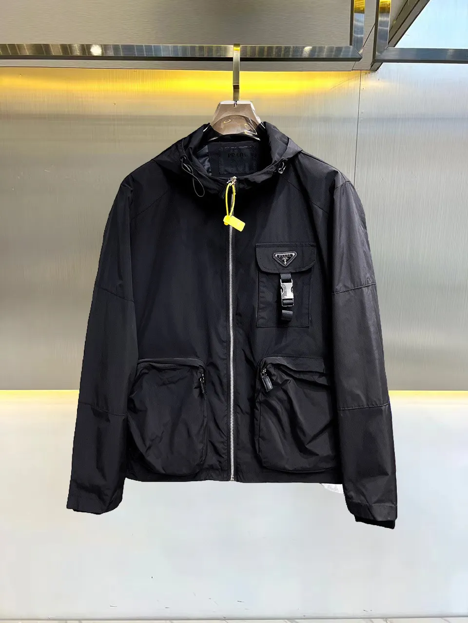 Logo-Plaque Hooded Re-Nylon Jacket D38014712