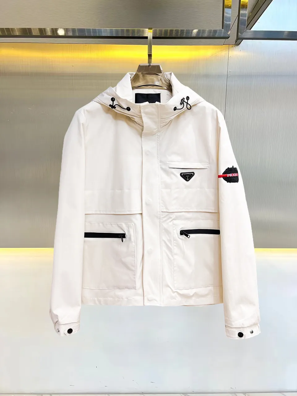 Hooded Technical Shell Jacket D38014715