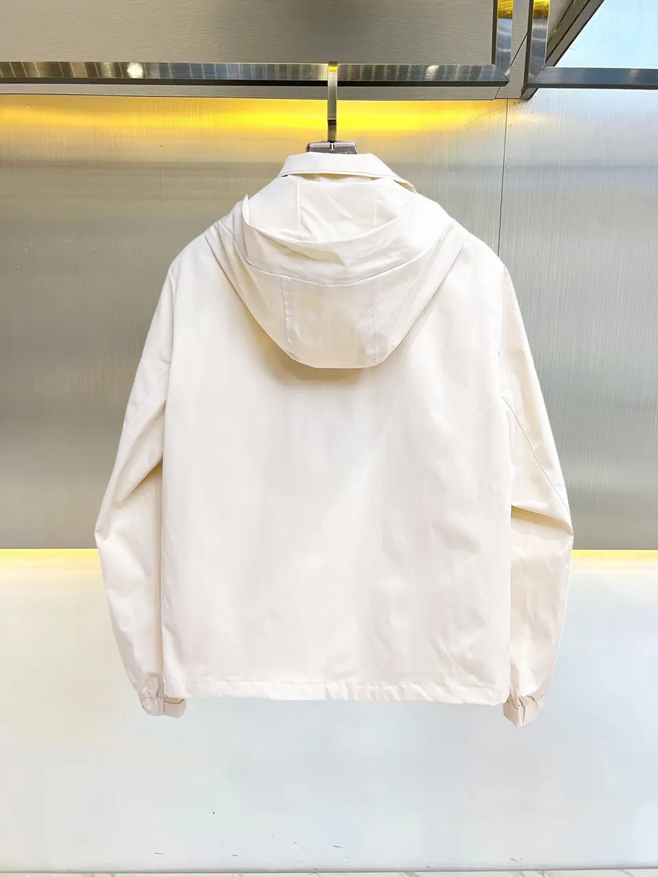 Hooded Technical Shell Jacket D38014715 — view 2