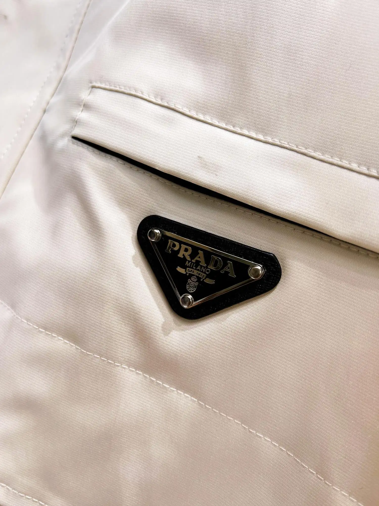 Hooded Technical Shell Jacket D38014715 — view 6
