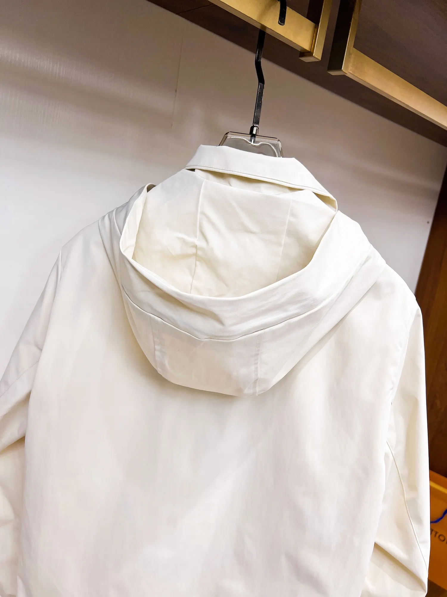 Hooded Technical Shell Jacket D38014715 — view 13