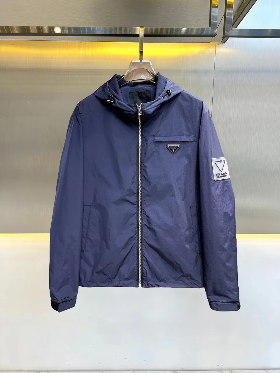 Re-Nylon Hooded Zip-Up Jacket D38014706