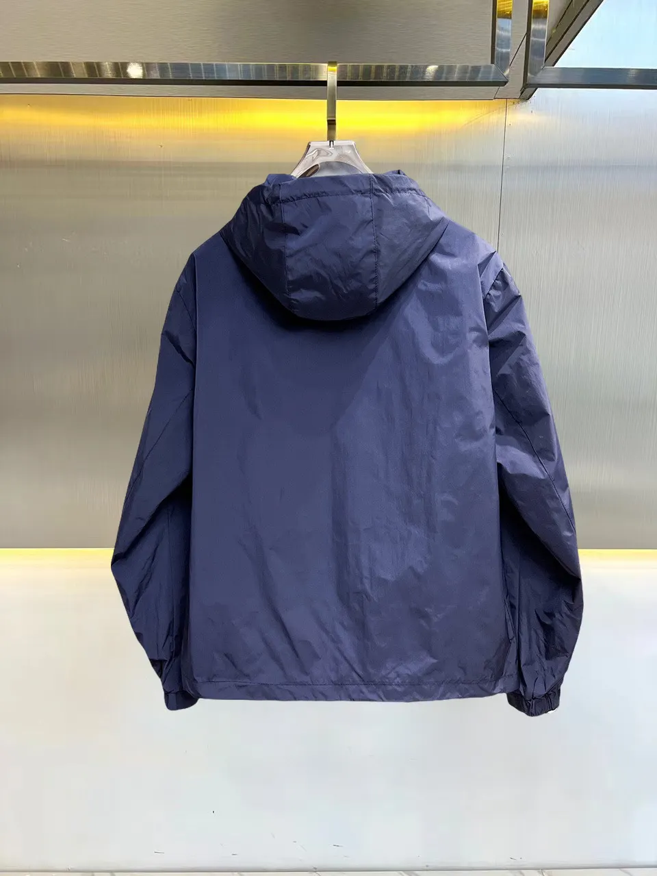 Re-Nylon Hooded Zip-Up Jacket D38014706 — view 2