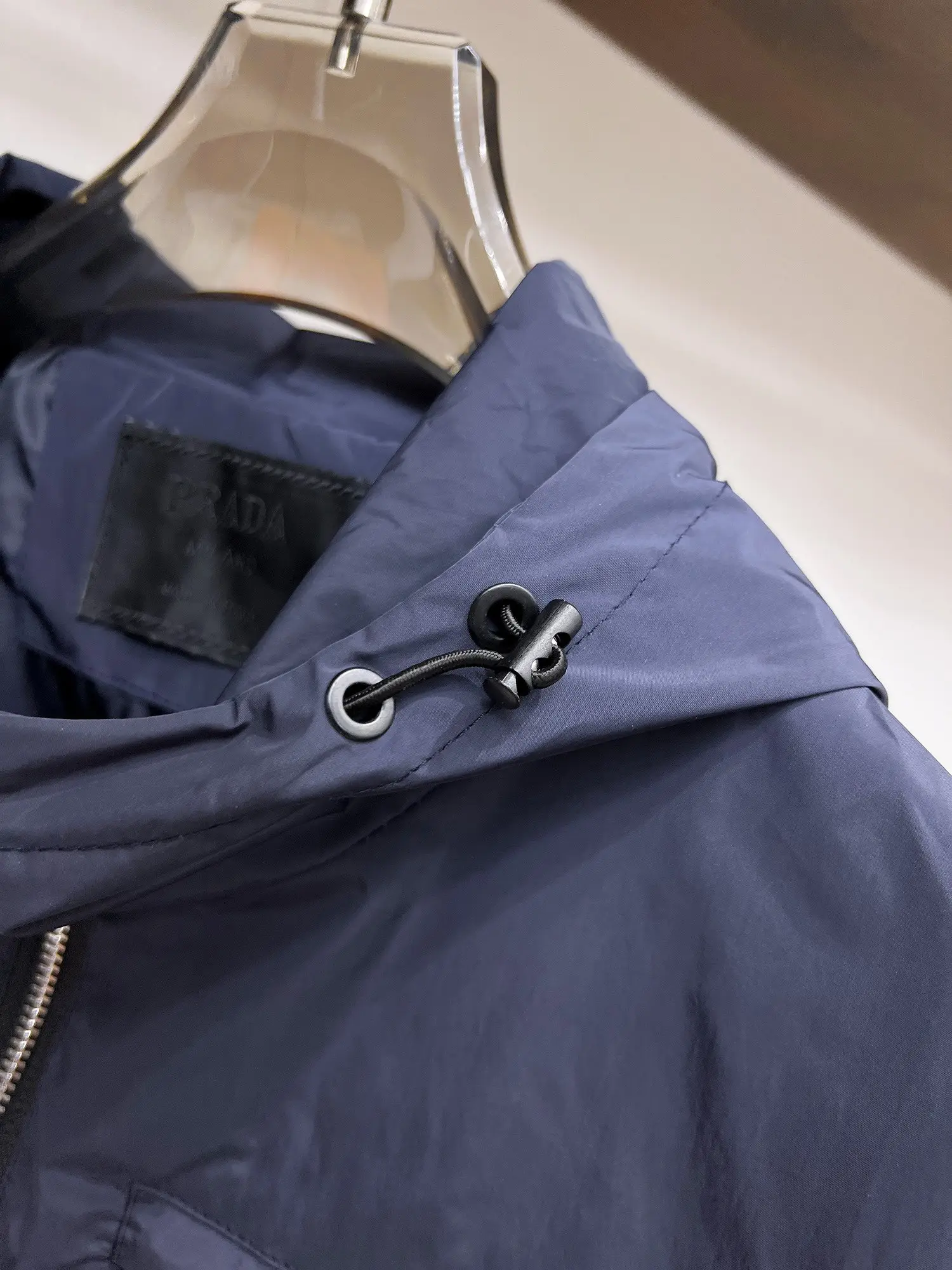 Re-Nylon Hooded Zip-Up Jacket D38014706 — view 9